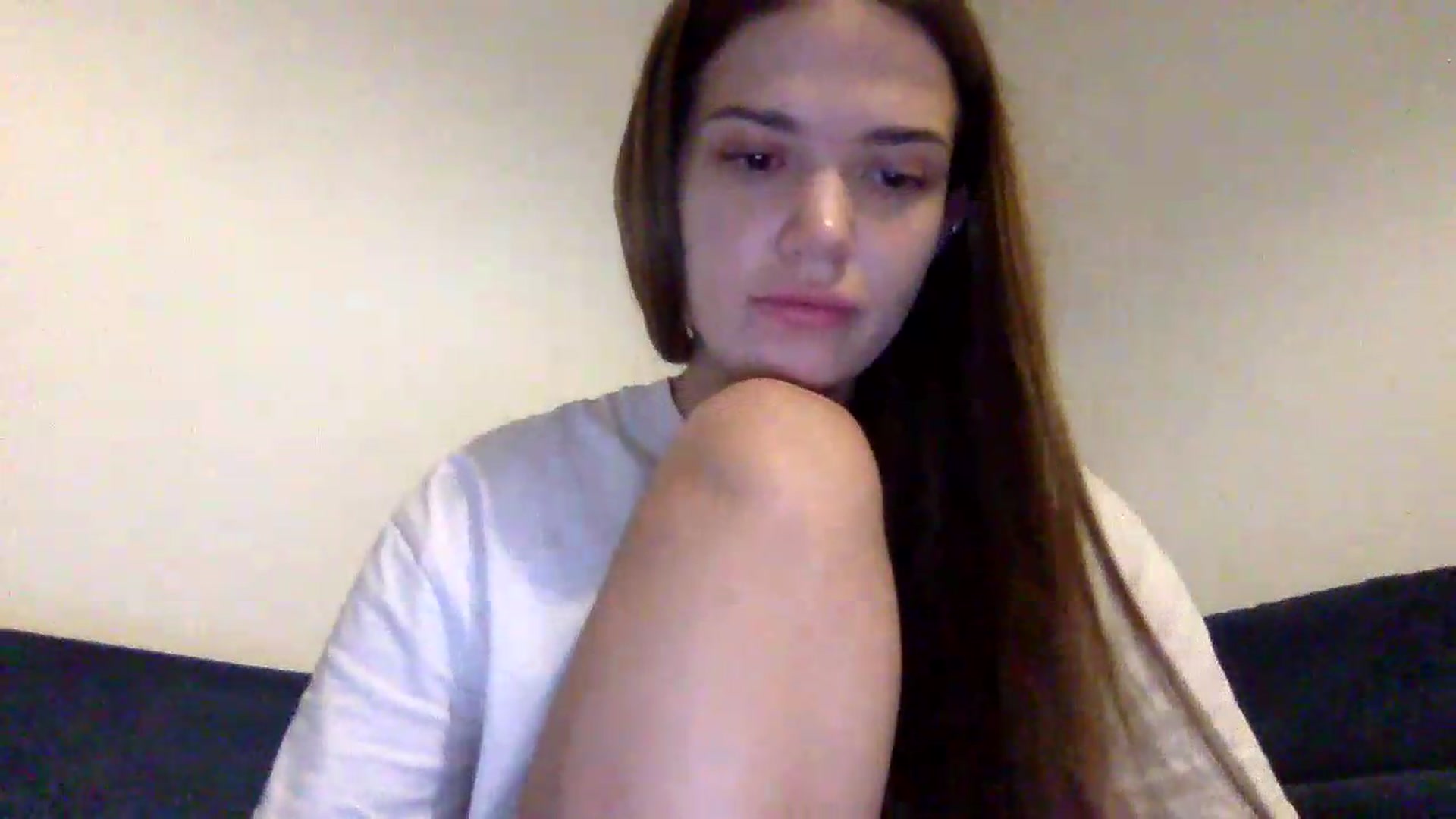 Gallery image thumbnail from JessicaB's myfreecams stream on, 08/27/2026, 21:10 image 2 of 20