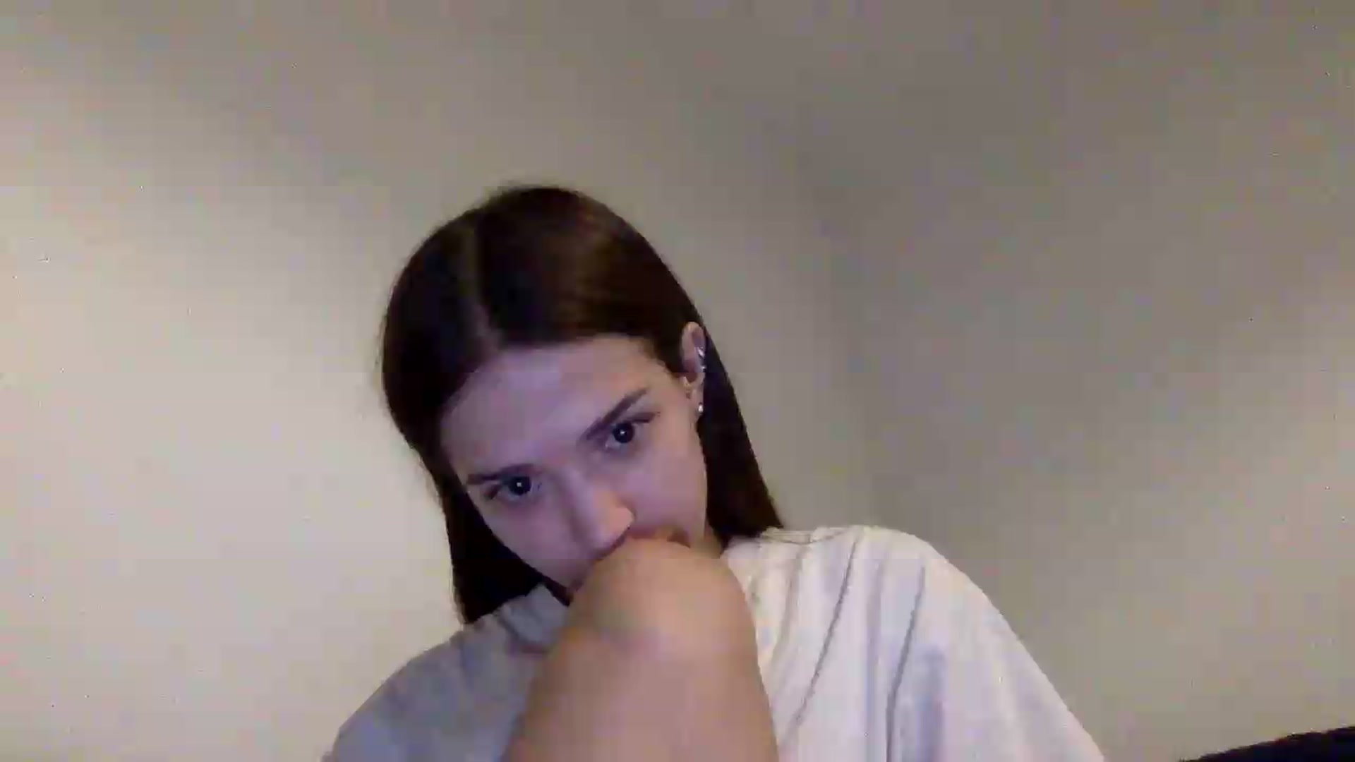 Gallery image thumbnail from JessicaB's myfreecams stream on, 08/27/2026, 21:10 image 12 of 20