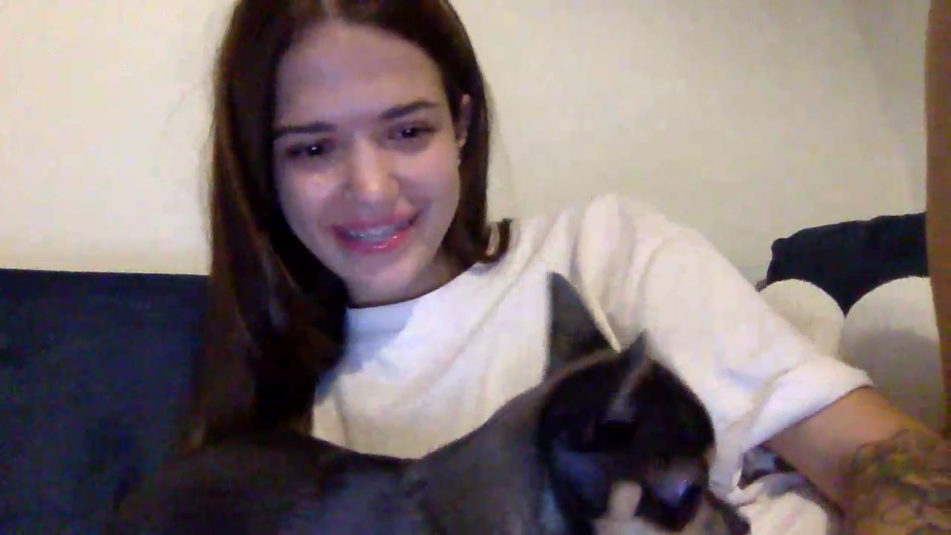 Gallery image thumbnail from JessicaB's myfreecams stream on, 08/27/2026, 21:47 image 7 of 20