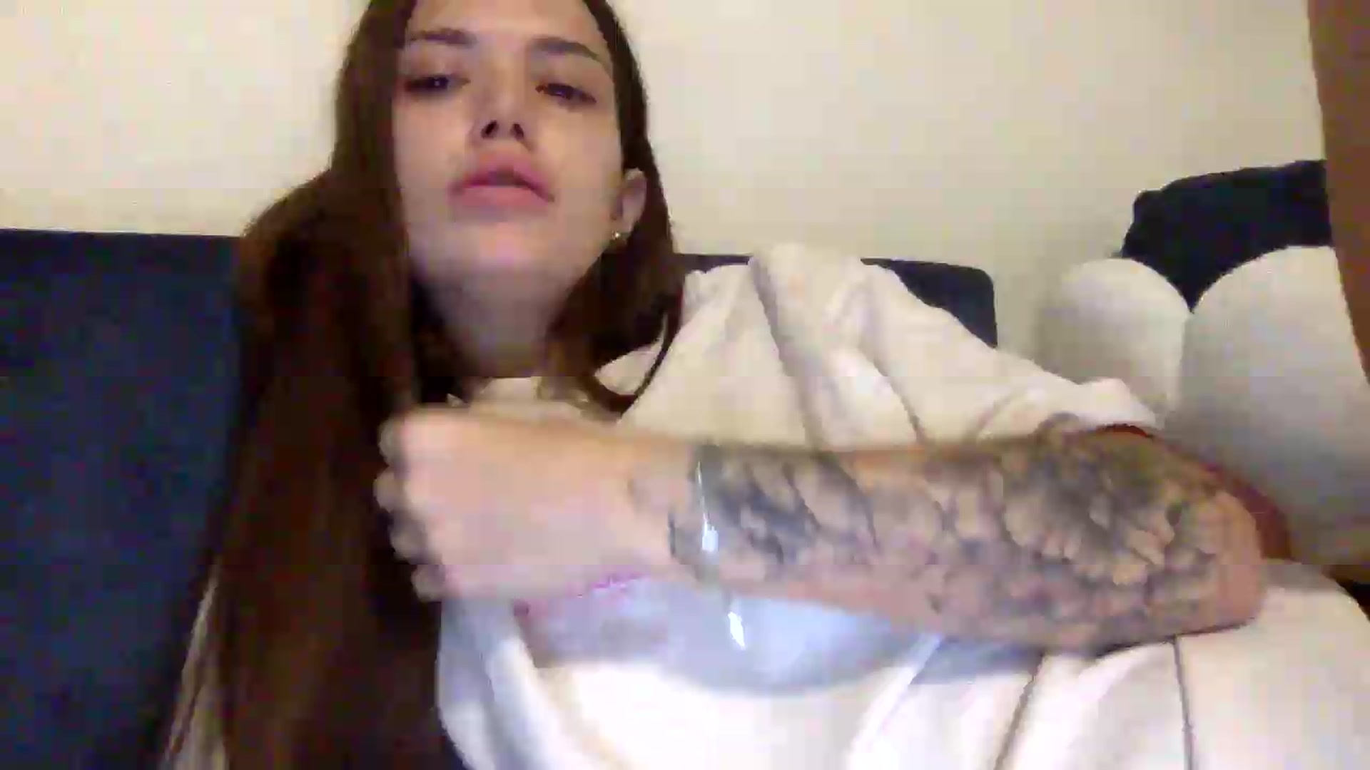 Gallery image thumbnail from JessicaB's myfreecams stream on, 08/27/2026, 21:53 image 11 of 20
