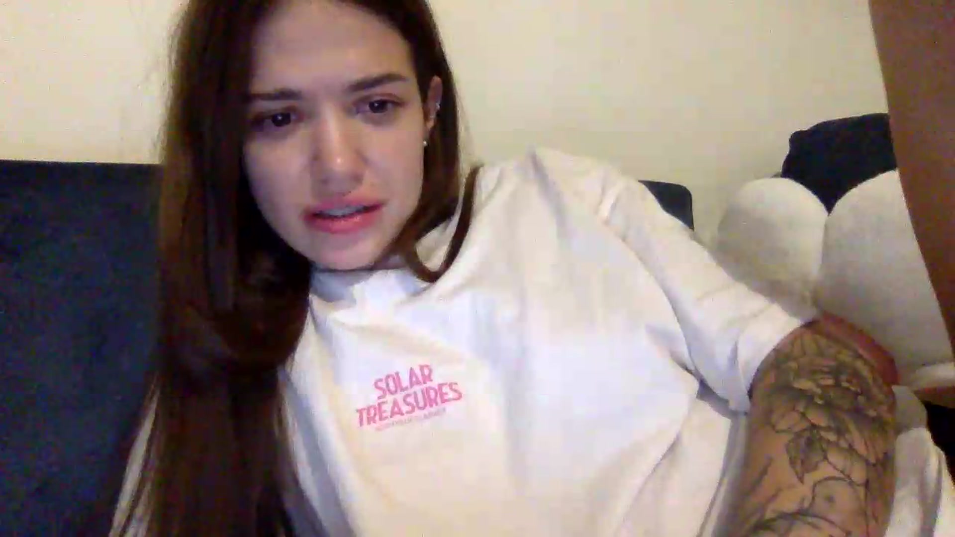 Gallery image thumbnail from JessicaB's myfreecams stream on, 08/27/2026, 21:53 image 6 of 20