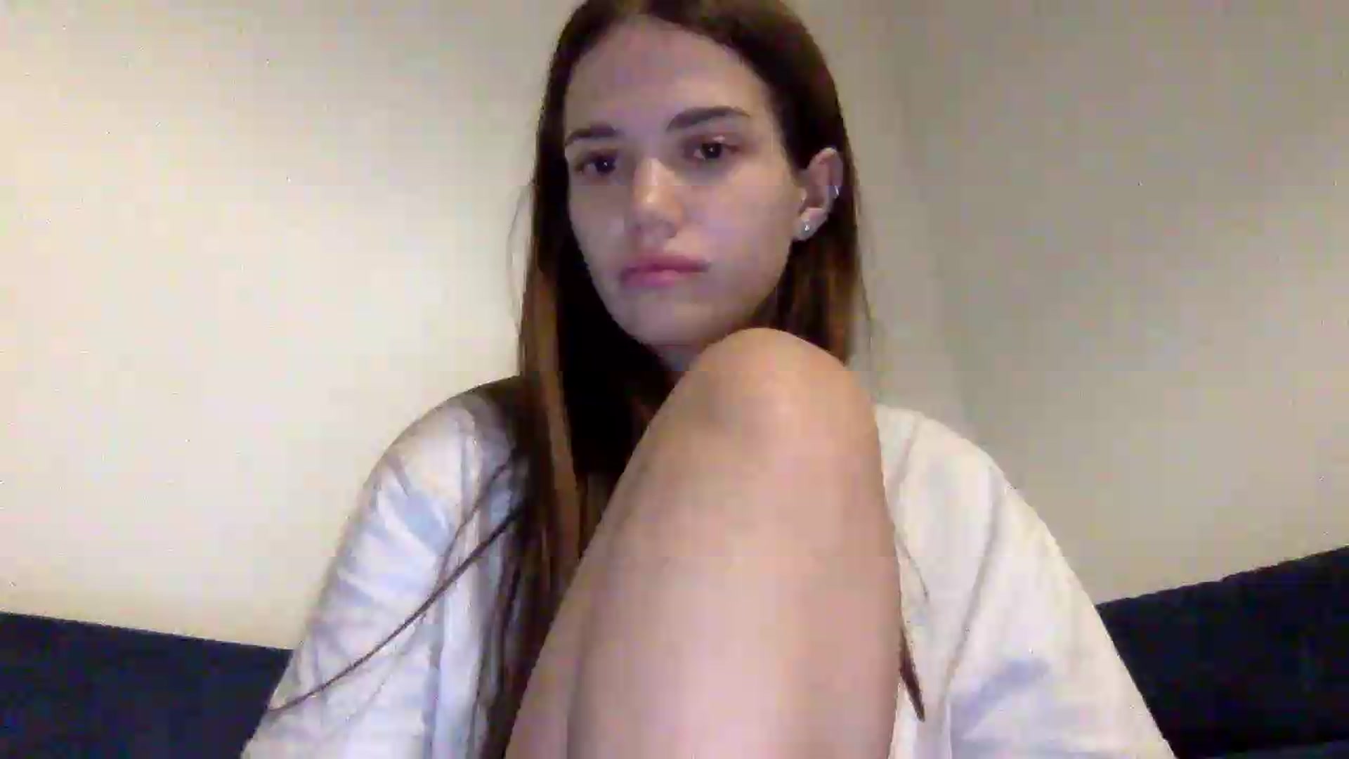 Gallery image thumbnail from JessicaB's myfreecams stream on, 08/27/2026, 22:35 image 10 of 20