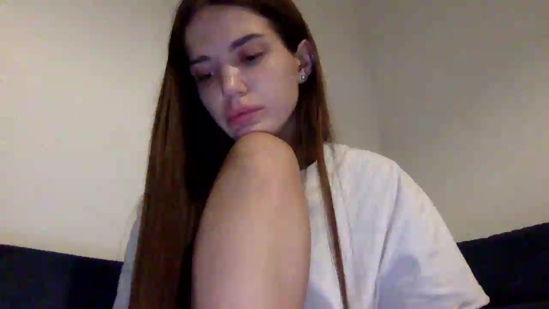 Gallery image thumbnail from JessicaB's myfreecams stream on, 08/27/2026, 22:35 image 13 of 20