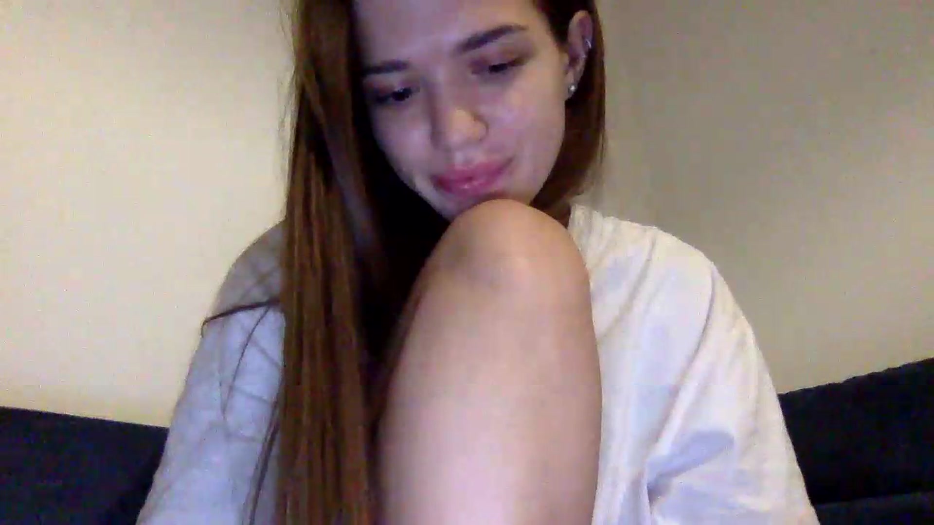 Gallery image thumbnail from JessicaB's myfreecams stream on, 08/27/2026, 22:35 image 7 of 20