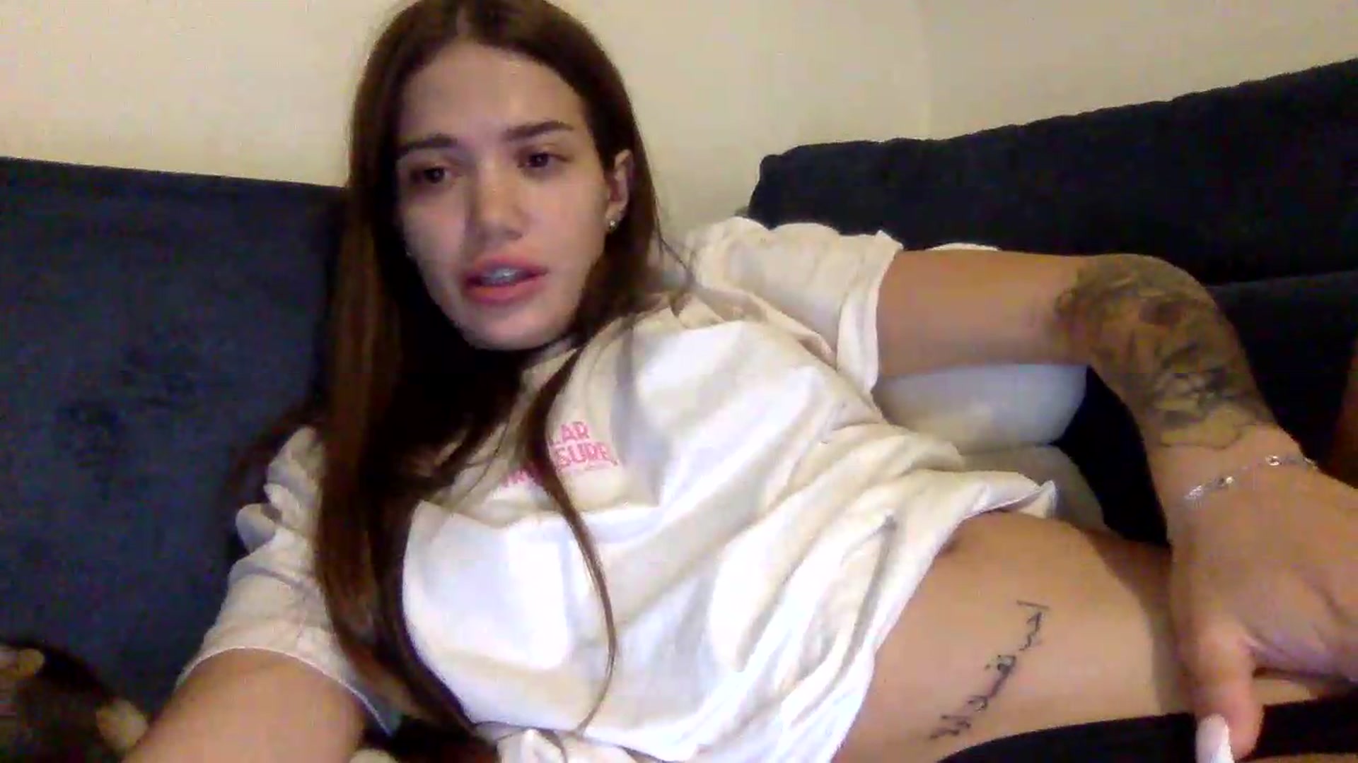 Gallery image thumbnail from JessicaB's myfreecams stream on, 08/27/2026, 22:35 image 20 of 20