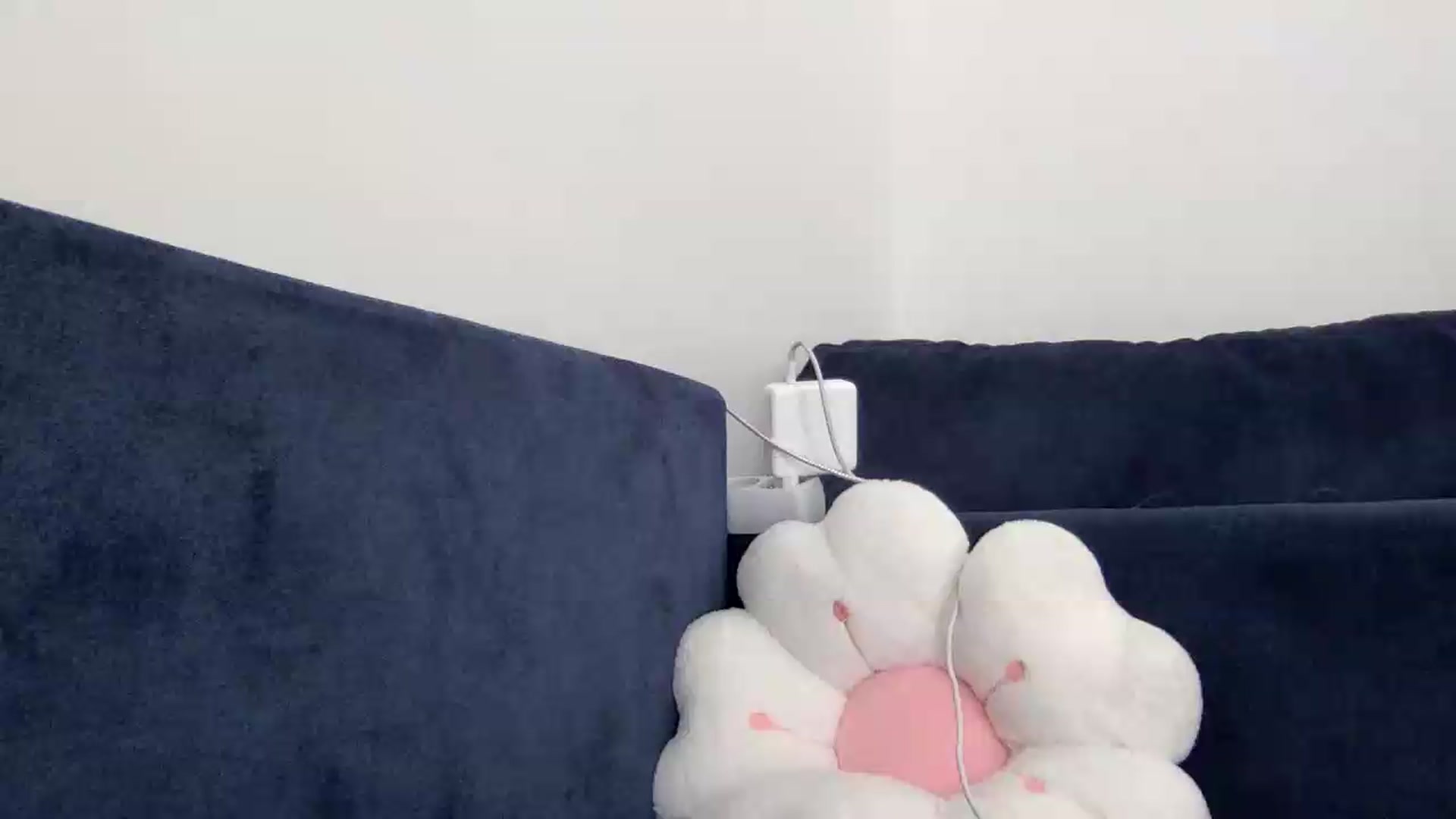 Gallery image thumbnail from JessicaB's myfreecams stream on, 08/28/2026, 12:37 image 19 of 20