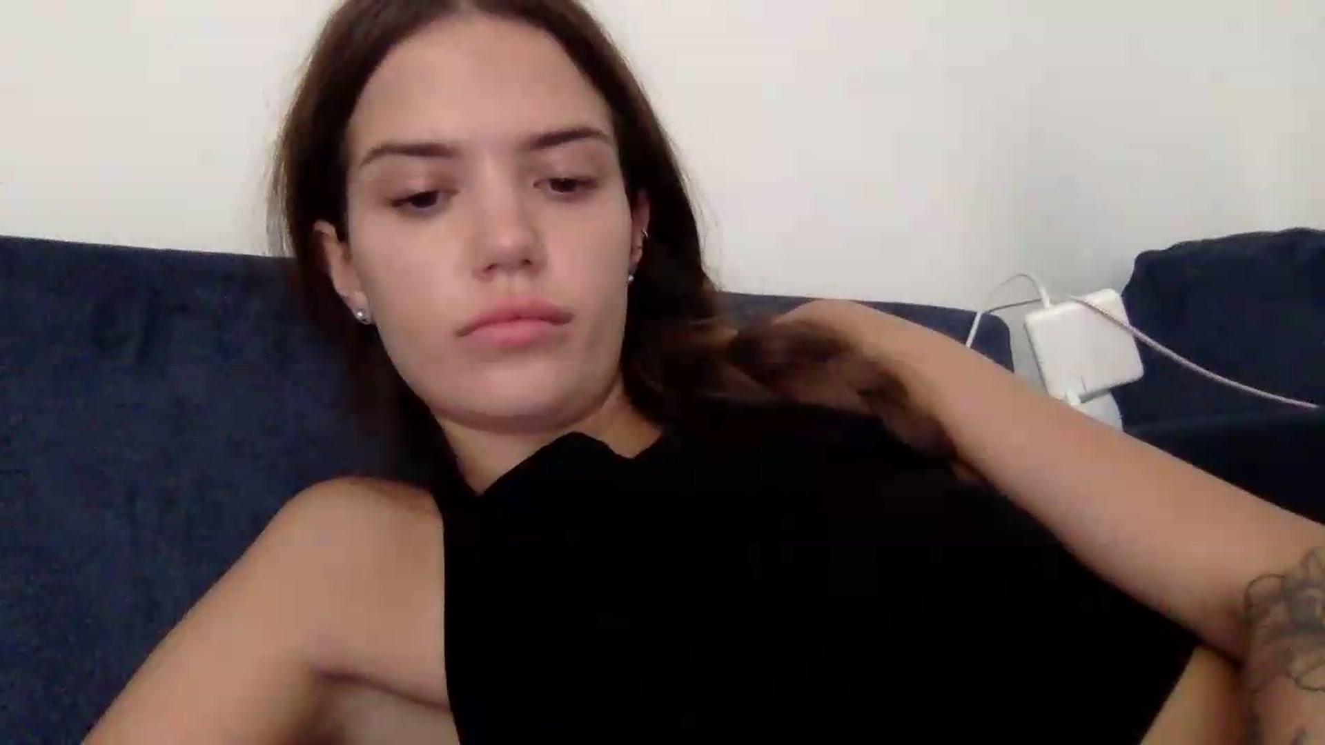 Gallery image thumbnail from JessicaB's myfreecams stream on, 08/28/2026, 16:05 image 16 of 20