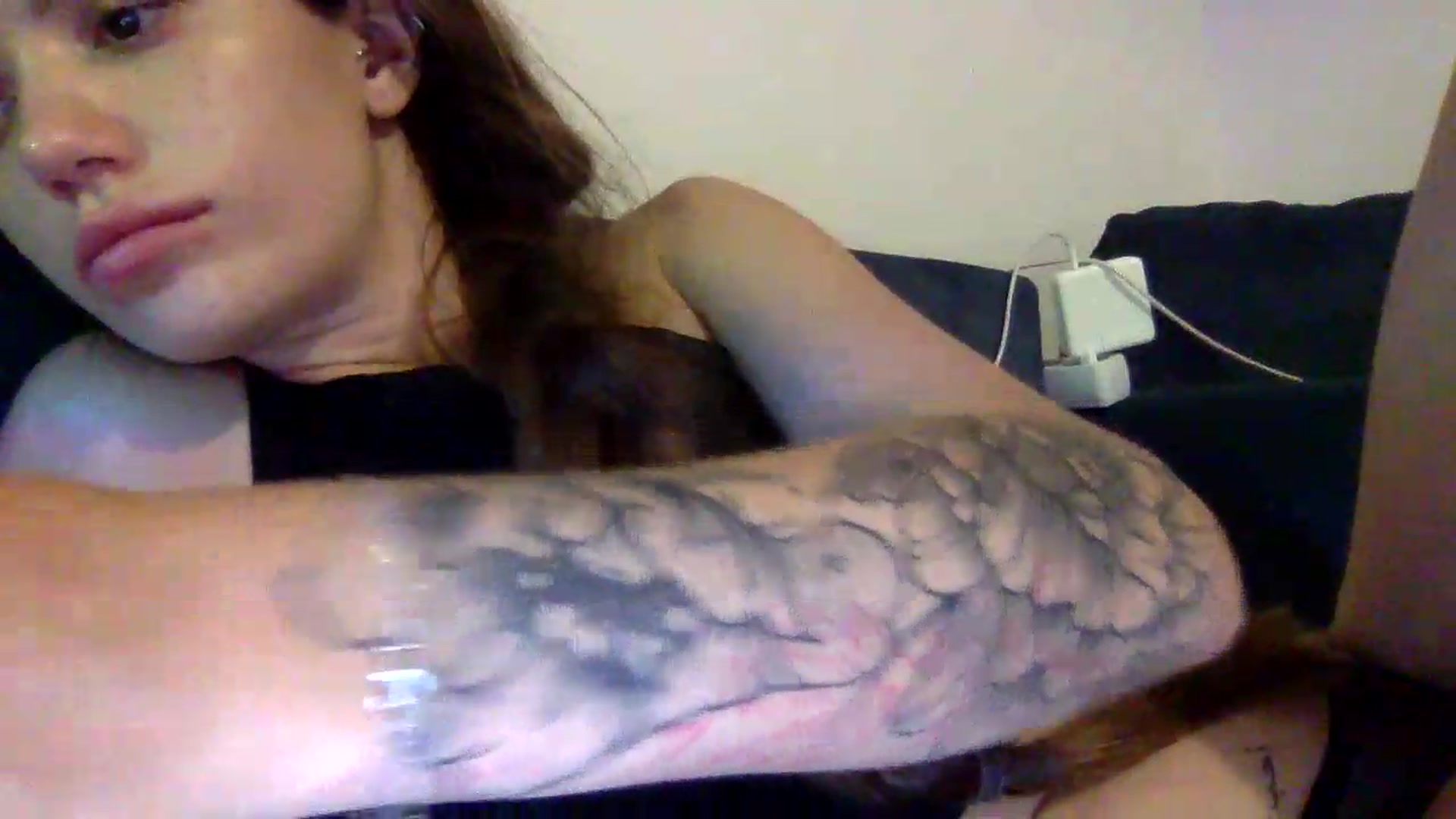 Gallery image thumbnail from JessicaB's myfreecams stream on, 08/28/2026, 18:39 image 14 of 20
