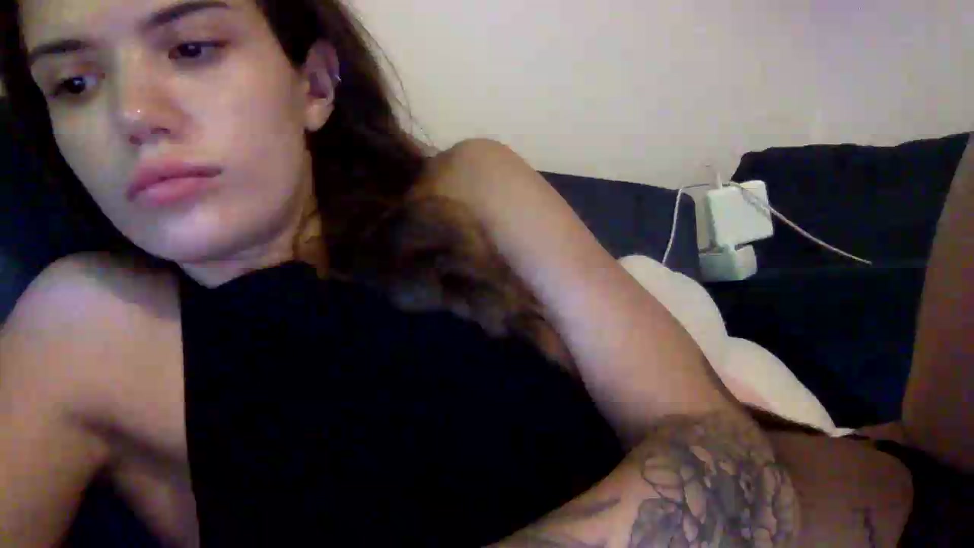 Gallery image thumbnail from JessicaB's myfreecams stream on, 08/28/2026, 18:39 image 13 of 20