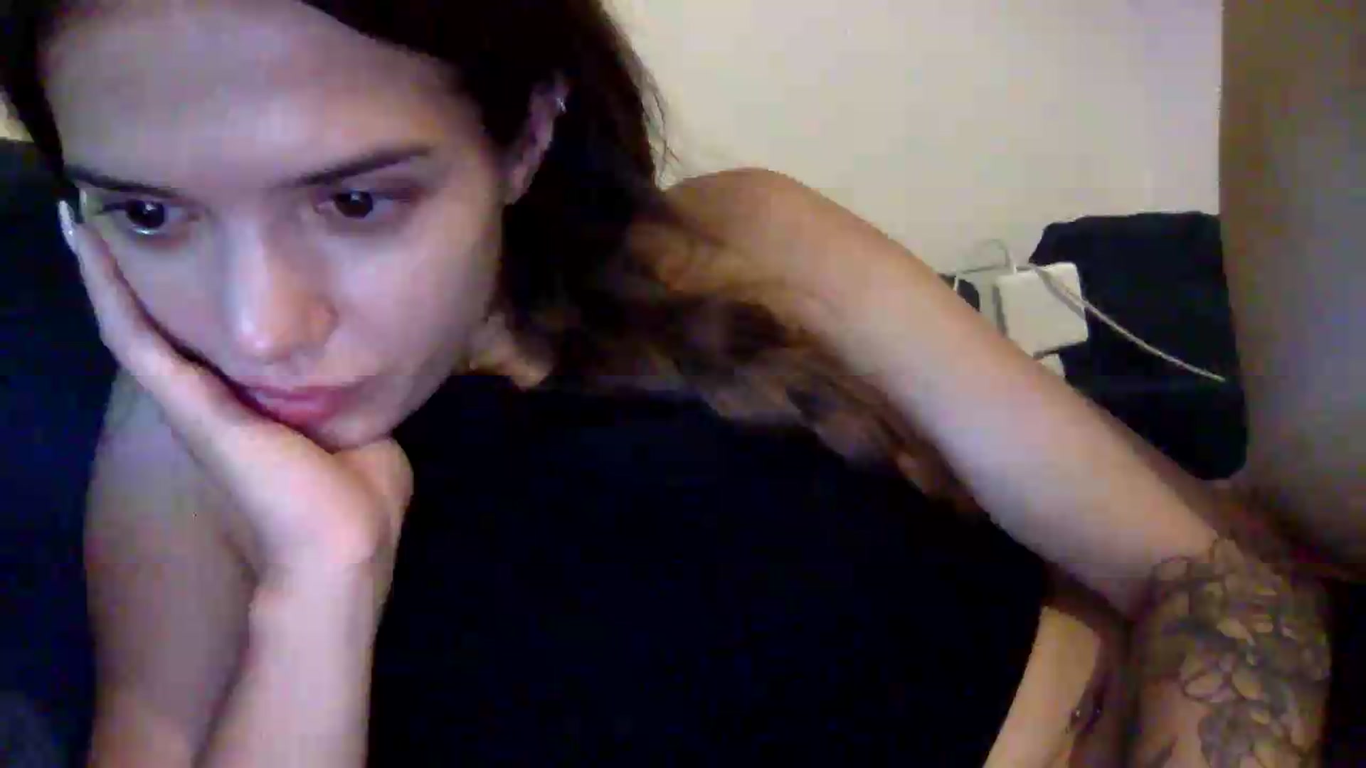 Gallery image thumbnail from JessicaB's myfreecams stream on, 08/28/2026, 18:39 image 17 of 20