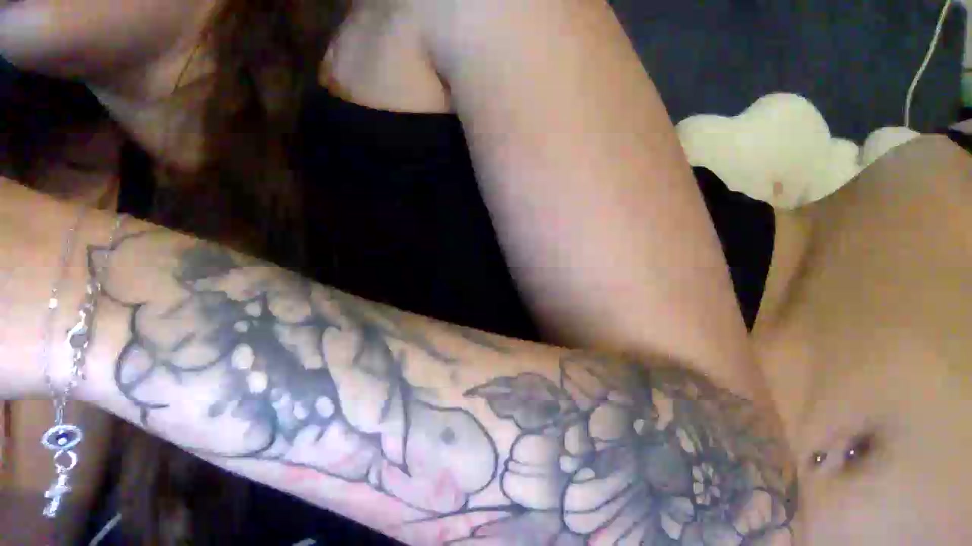 Gallery image thumbnail from JessicaB's myfreecams stream on, 08/28/2026, 19:19 image 16 of 20