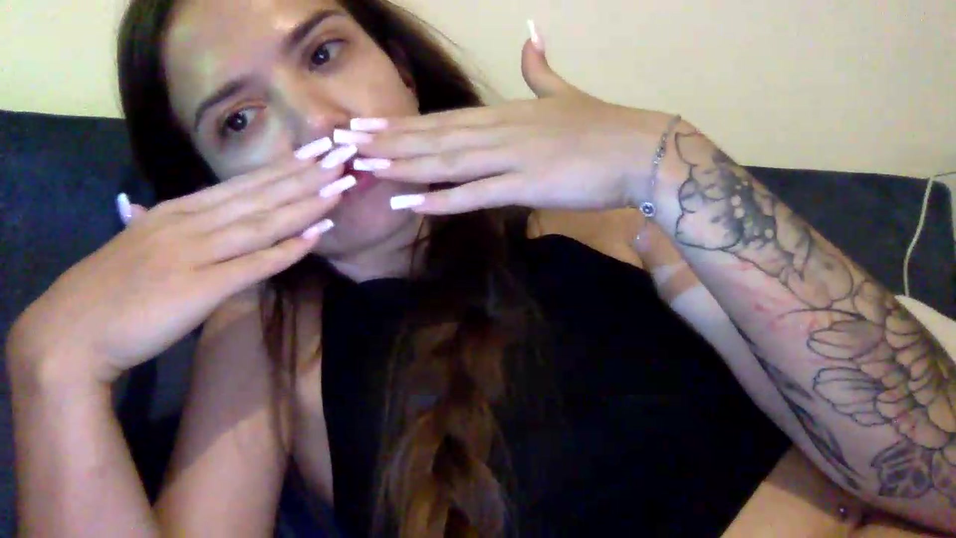 Gallery image thumbnail from JessicaB's myfreecams stream on, 08/28/2026, 19:19 image 18 of 20