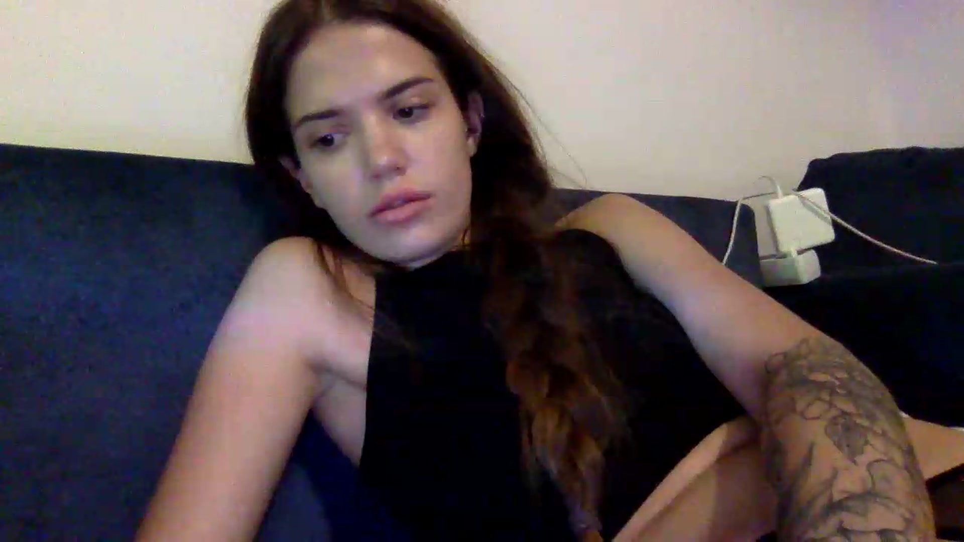 Gallery image thumbnail from JessicaB's myfreecams stream on, 08/28/2026, 19:19 image 4 of 20