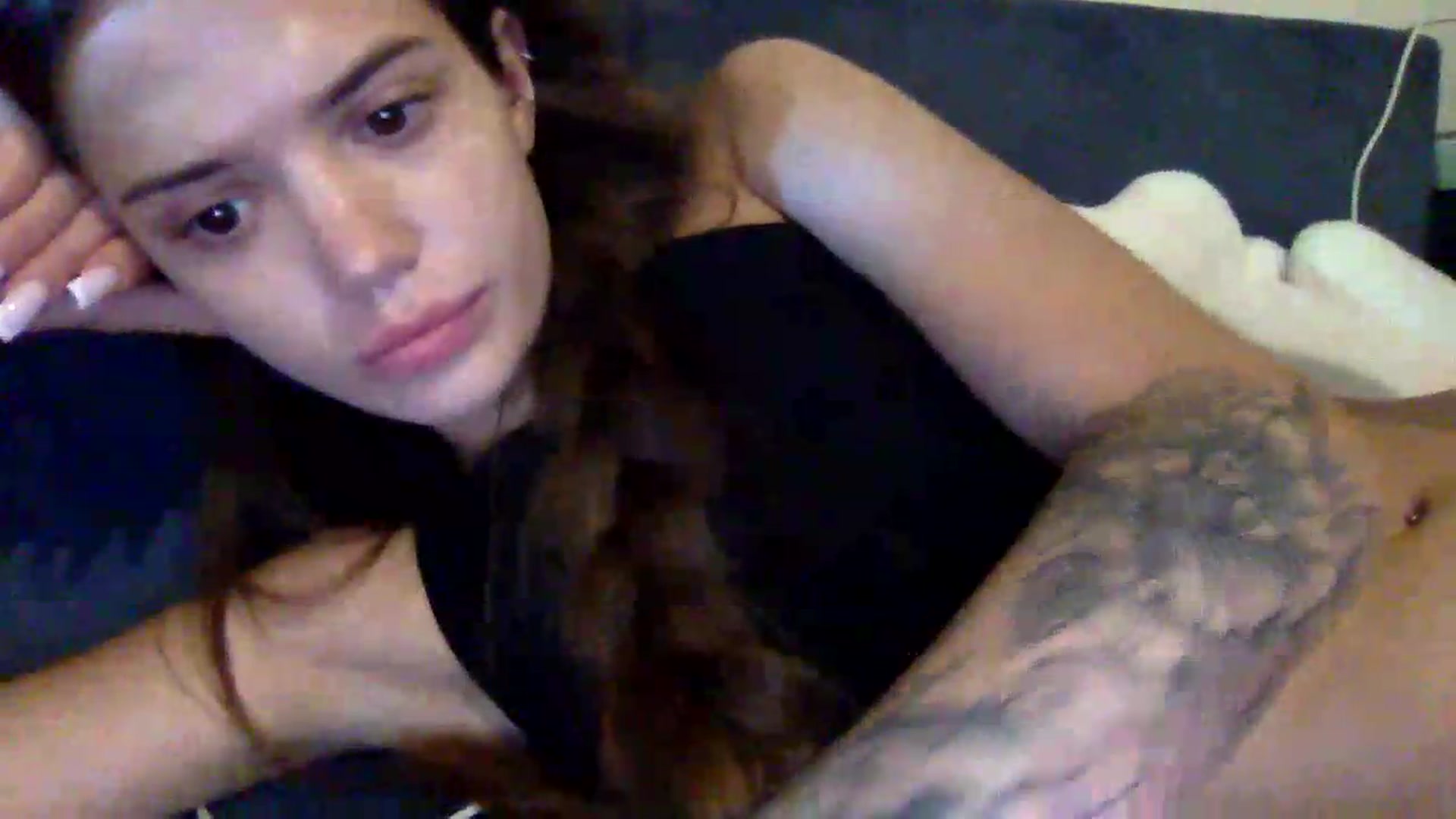 Gallery image thumbnail from JessicaB's myfreecams stream on, 08/28/2026, 19:19 image 12 of 20