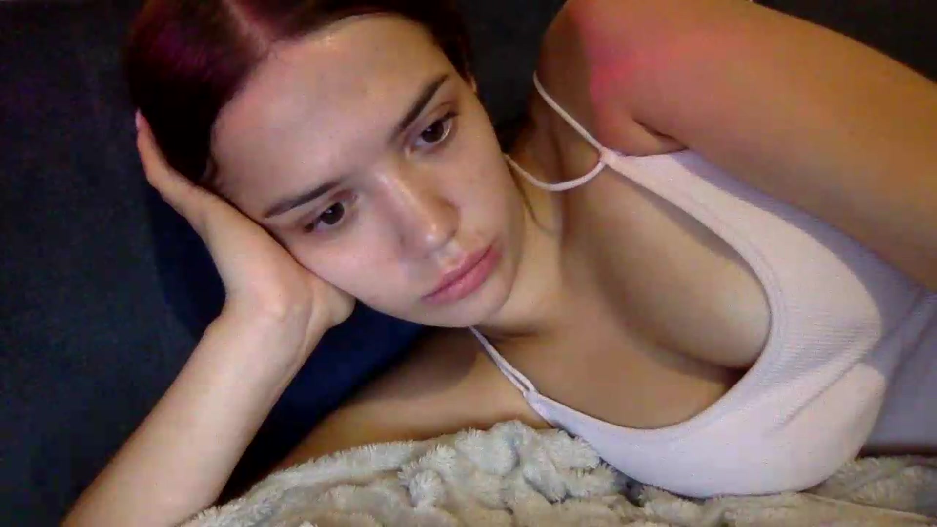 Gallery image thumbnail from JessicaB's myfreecams stream on, 08/29/2026, 18:43 image 14 of 20