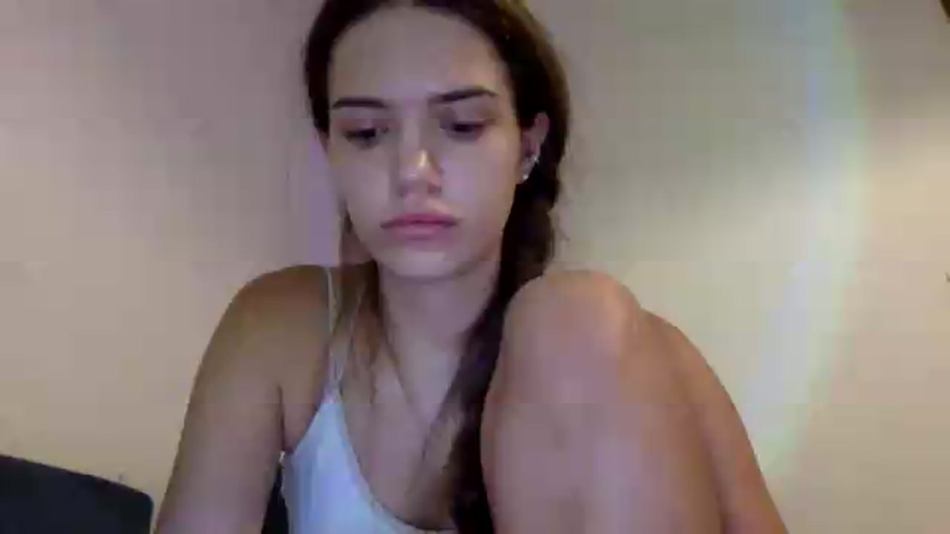Gallery image thumbnail from JessicaB's myfreecams stream on, 08/30/2026, 17:49 image 16 of 20