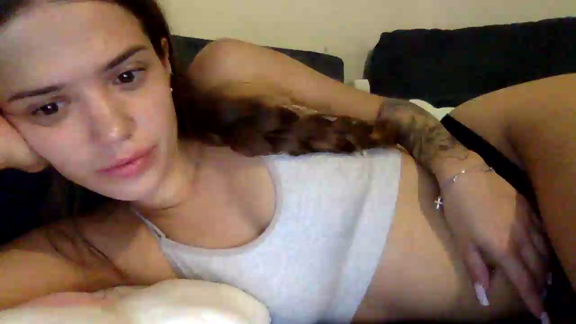Gallery image thumbnail from JessicaB's myfreecams stream on, 08/30/2026, 18:09 image 14 of 20