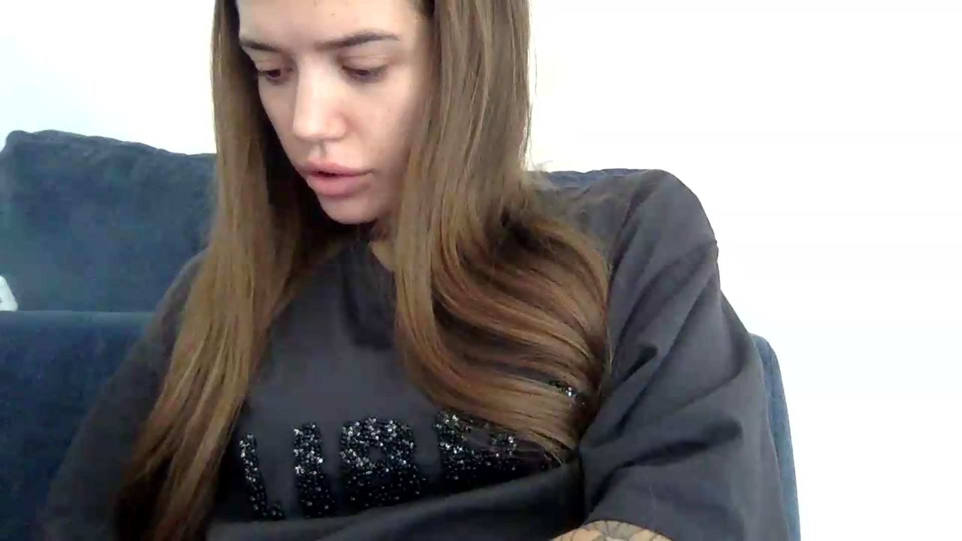 Gallery image thumbnail from JessicaB's myfreecams stream on, 08/31/2026, 10:21 image 14 of 20