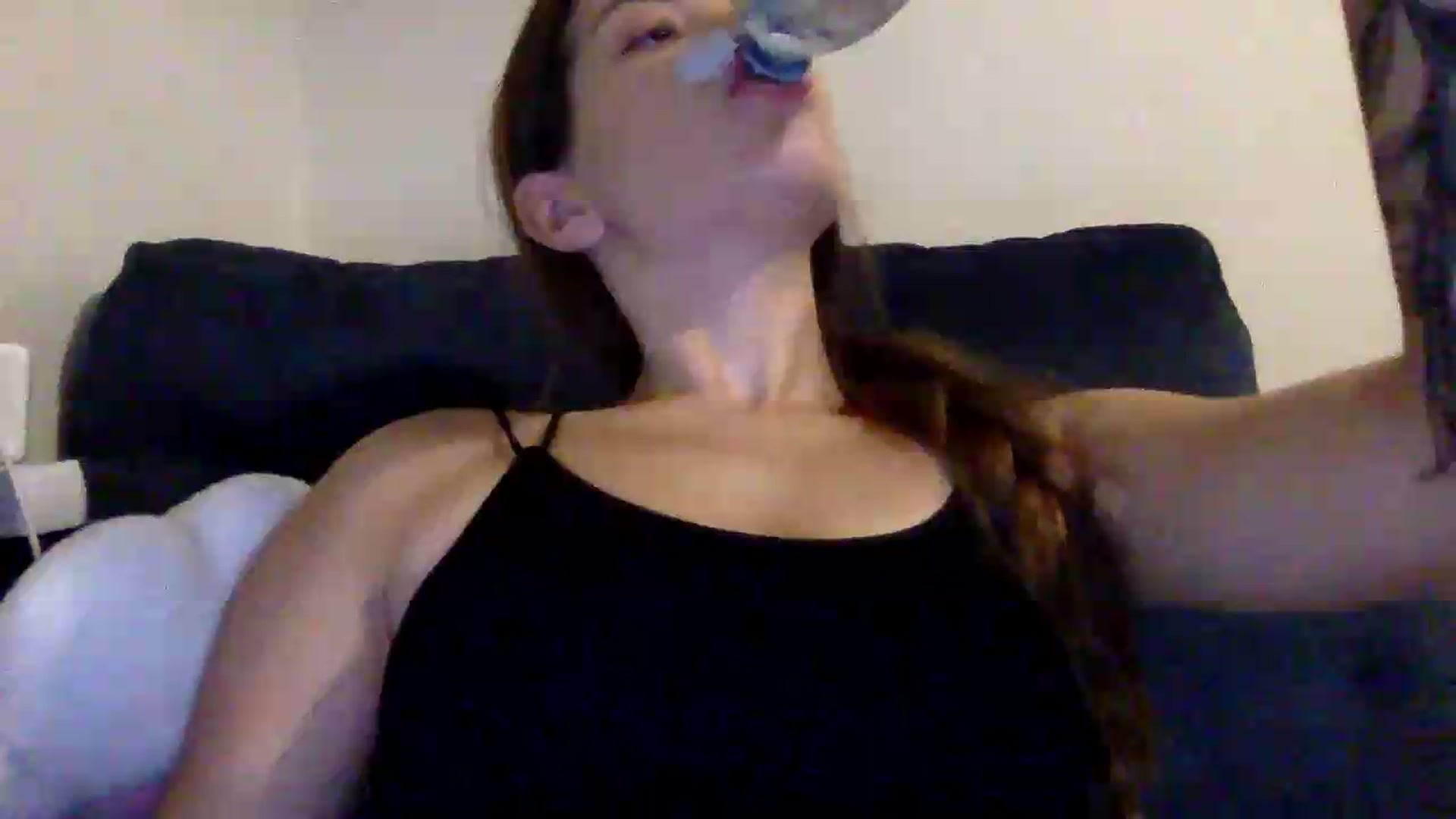 Gallery image thumbnail from JessicaB's myfreecams stream on, 09/01/2026, 18:18 image 16 of 20