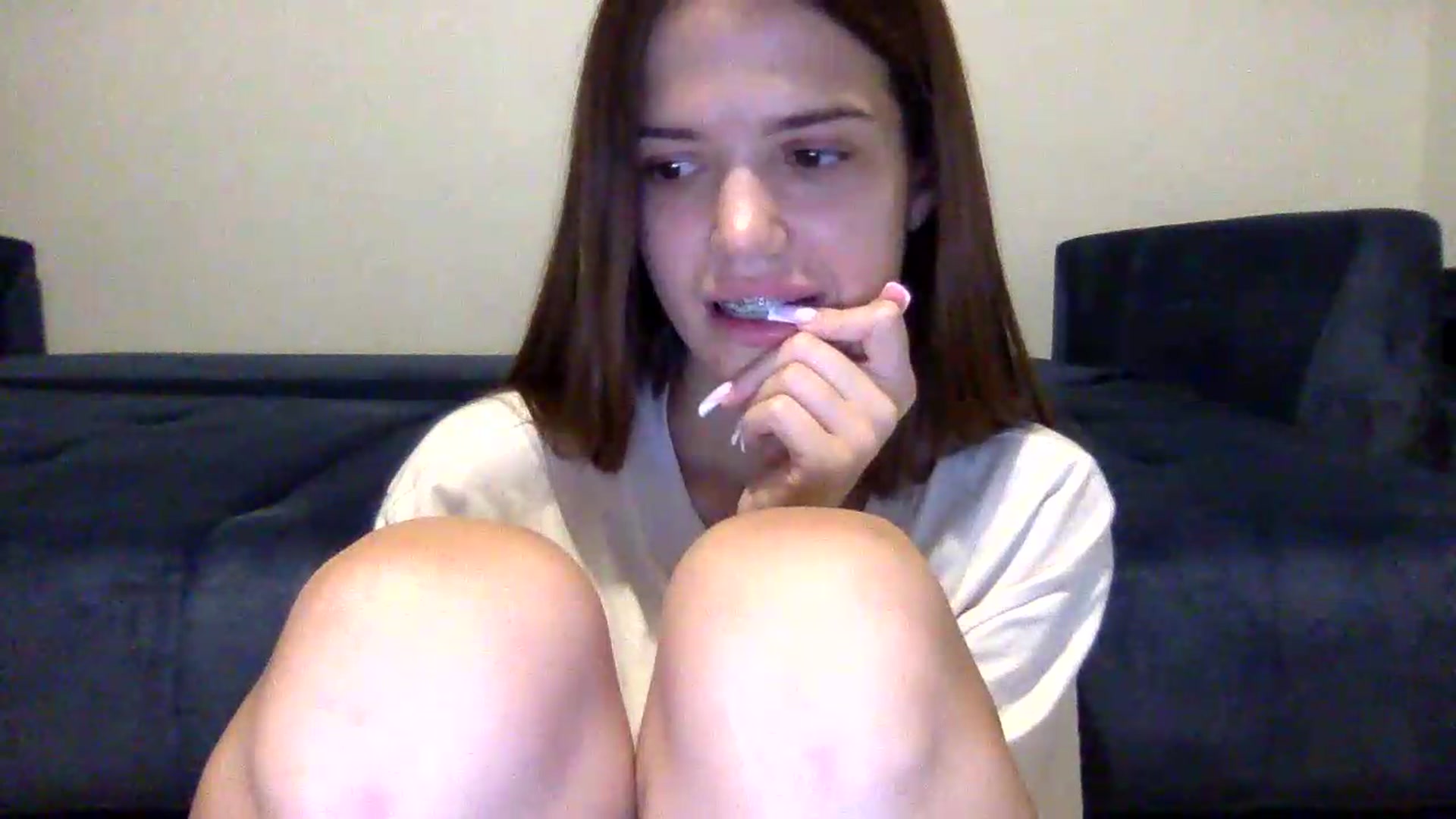 Gallery image thumbnail from JessicaB's myfreecams stream on, 09/02/2026, 19:18 image 14 of 20