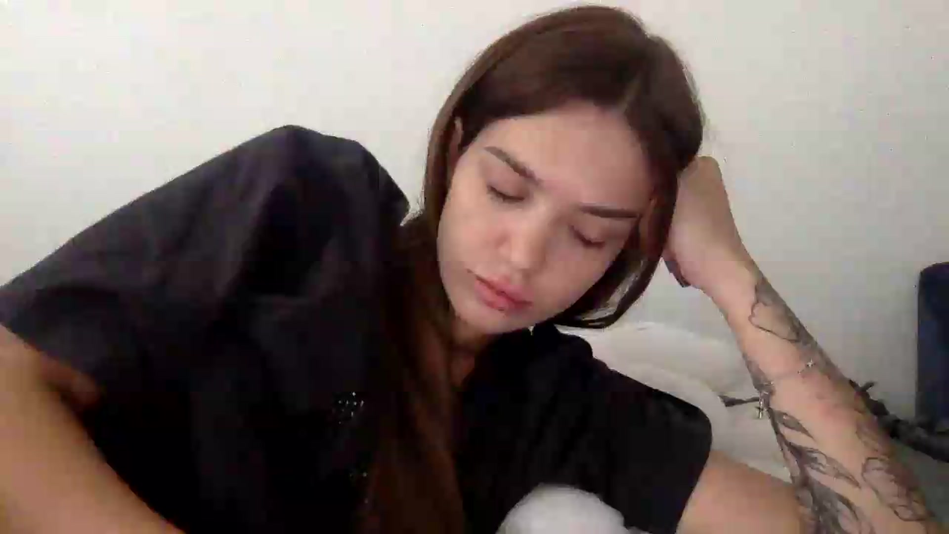 Gallery image thumbnail from JessicaB's myfreecams stream on, 09/07/2026, 14:06 image 3 of 20