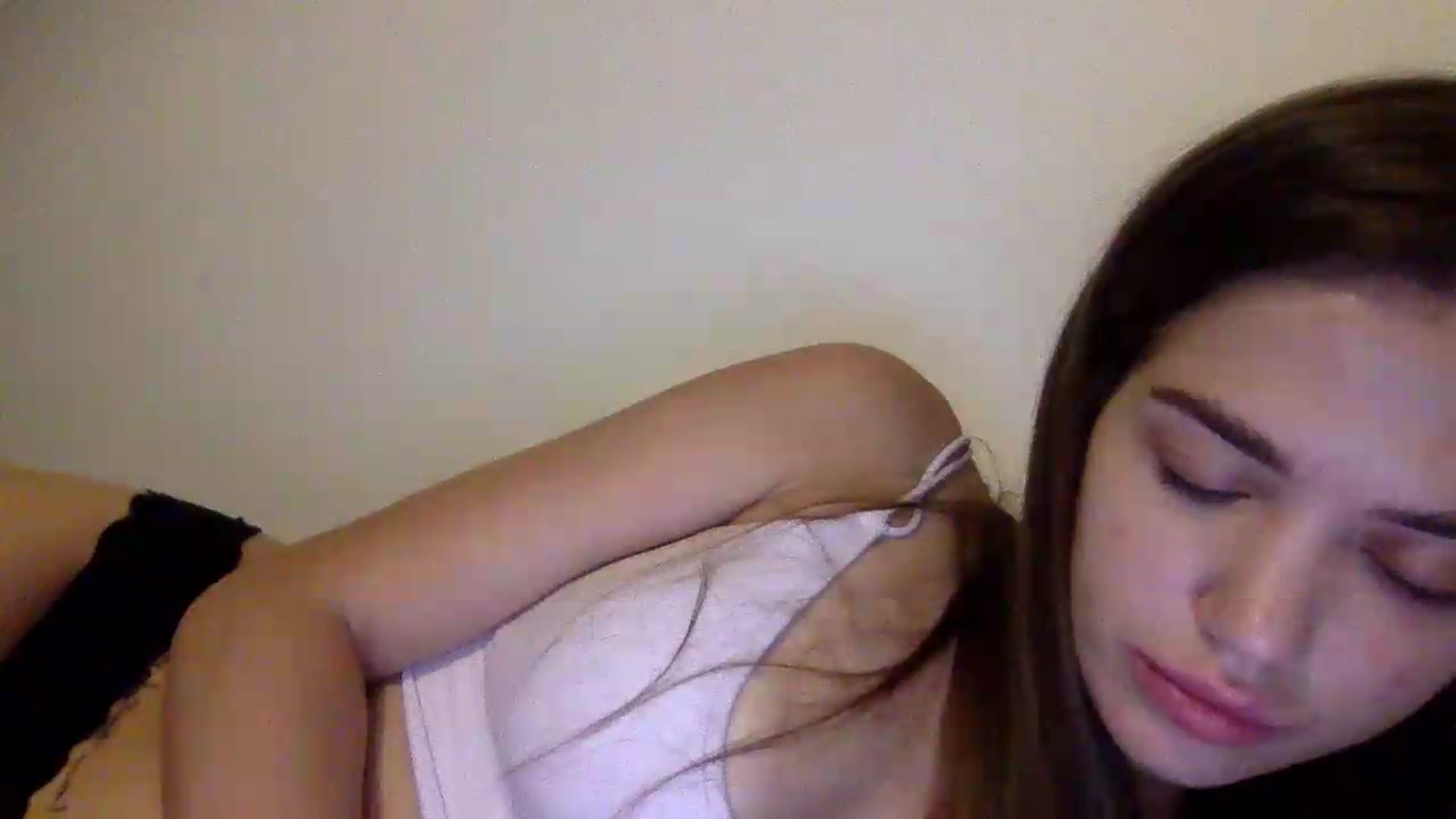 Gallery image thumbnail from JessicaB's myfreecams stream on, 09/09/2026, 19:43 image 6 of 20