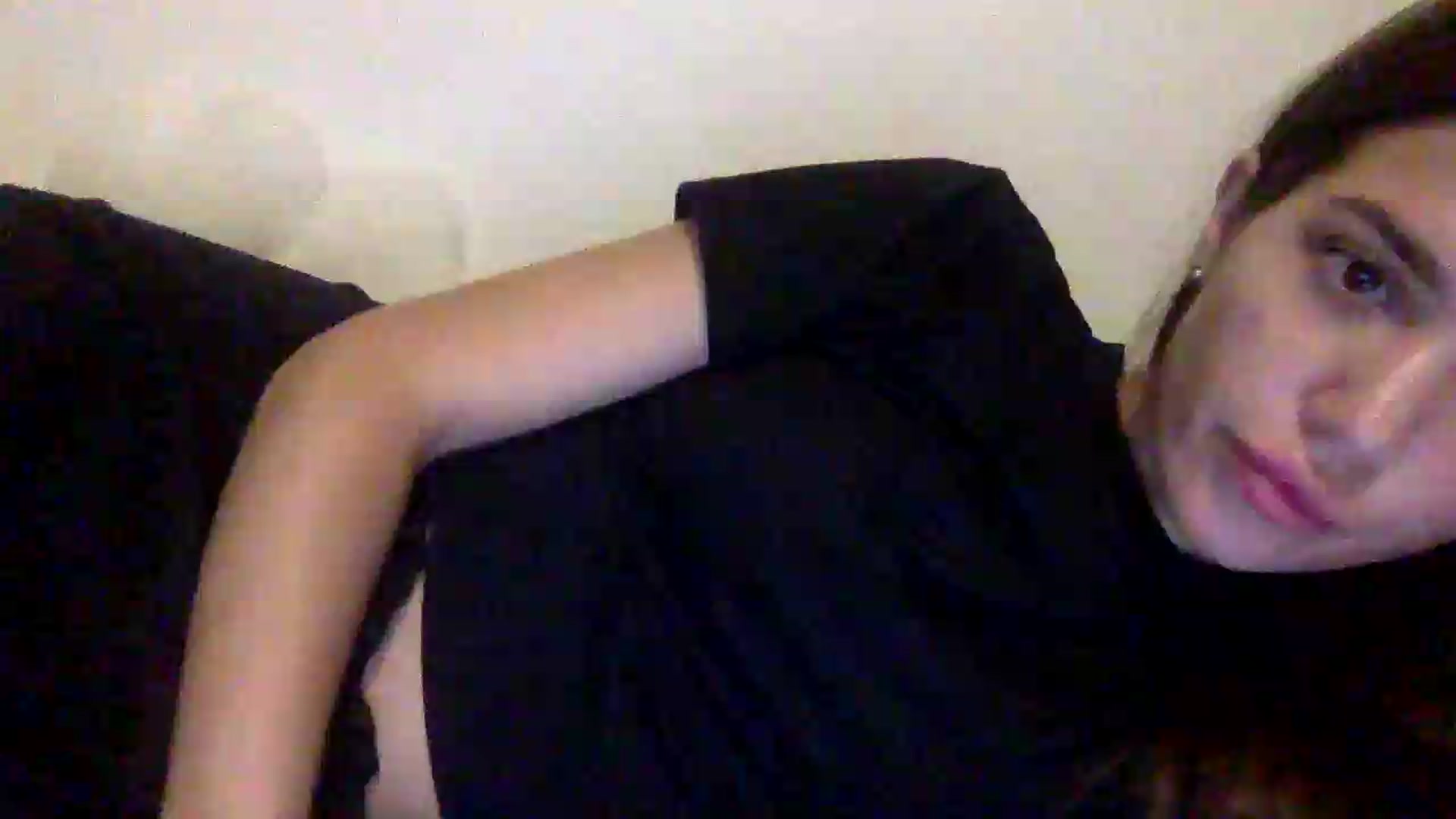 Gallery image thumbnail from JessicaB's myfreecams stream on, 09/14/2026, 18:43 image 9 of 20
