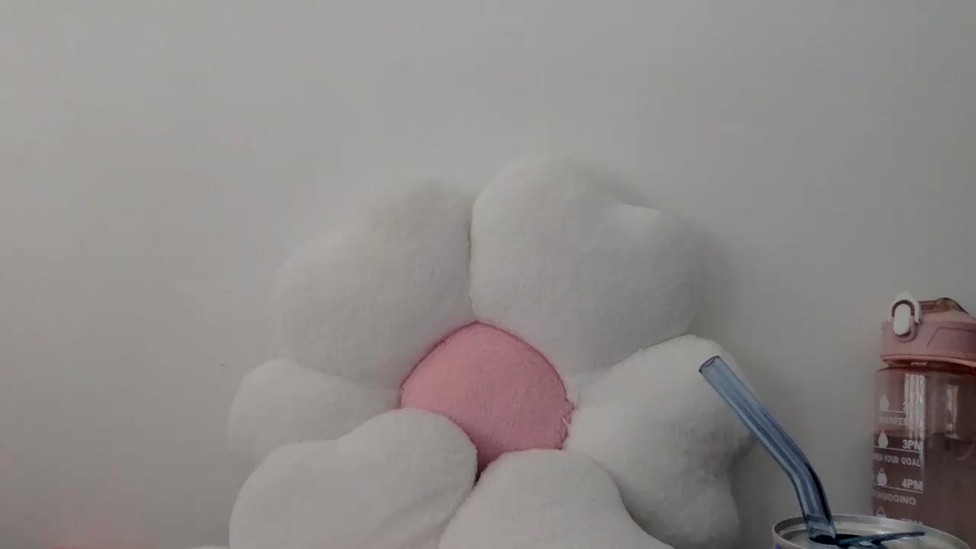 Gallery image thumbnail from JessicaB's myfreecams stream on, 09/15/2026, 13:15 image 1 of 20