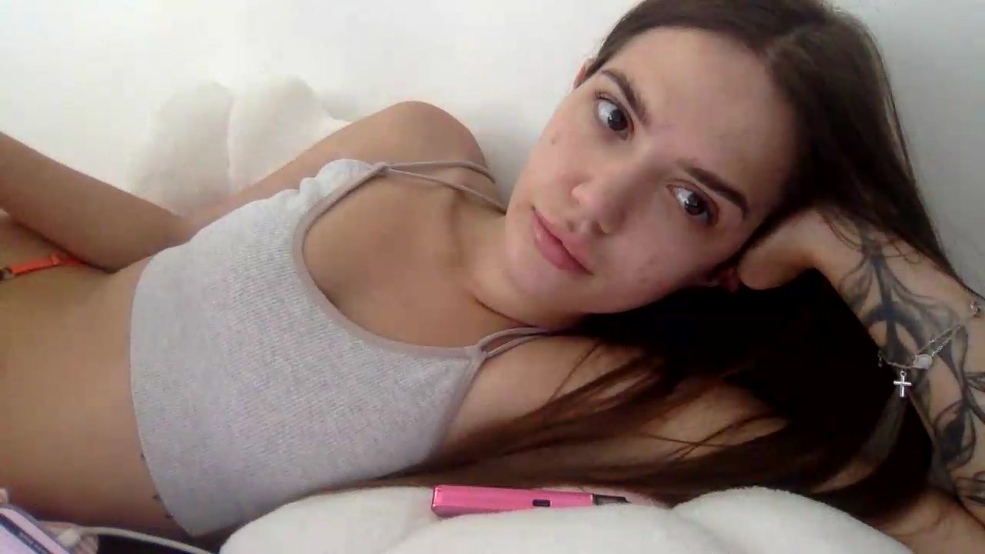 Gallery image thumbnail from JessicaB's myfreecams stream on, 09/15/2026, 13:56 image 7 of 20