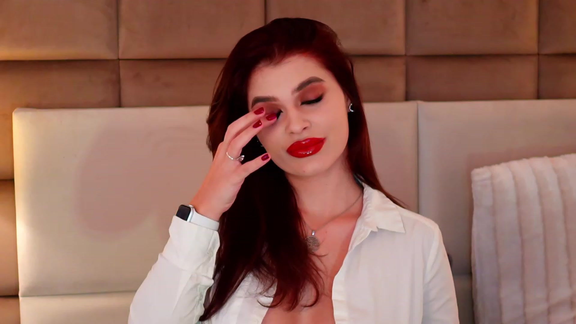 Gallery image thumbnail from JessicaEvy's myfreecams stream on, 11/21/2022, 12:18 image 2 of 20