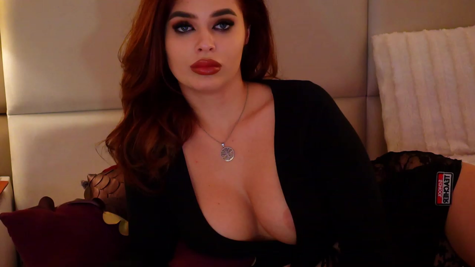 Gallery image thumbnail from JessicaEvy's myfreecams stream on, 12/10/2022, 13:59 image 19 of 20