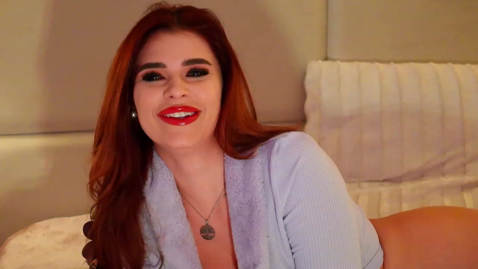 Gallery image thumbnail from JessicaEvy's myfreecams stream on, 12/18/2022, 12:45 image 13 of 20