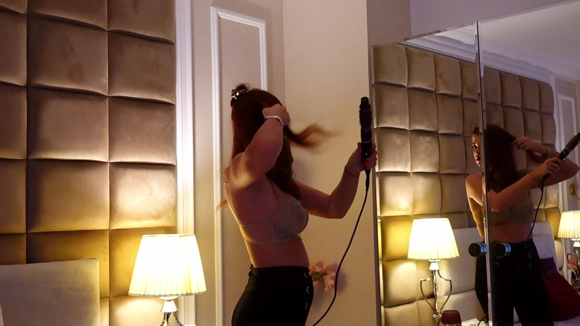 Gallery image thumbnail from JessicaEvy's myfreecams stream on, 12/20/2022, 06:55 image 19 of 20