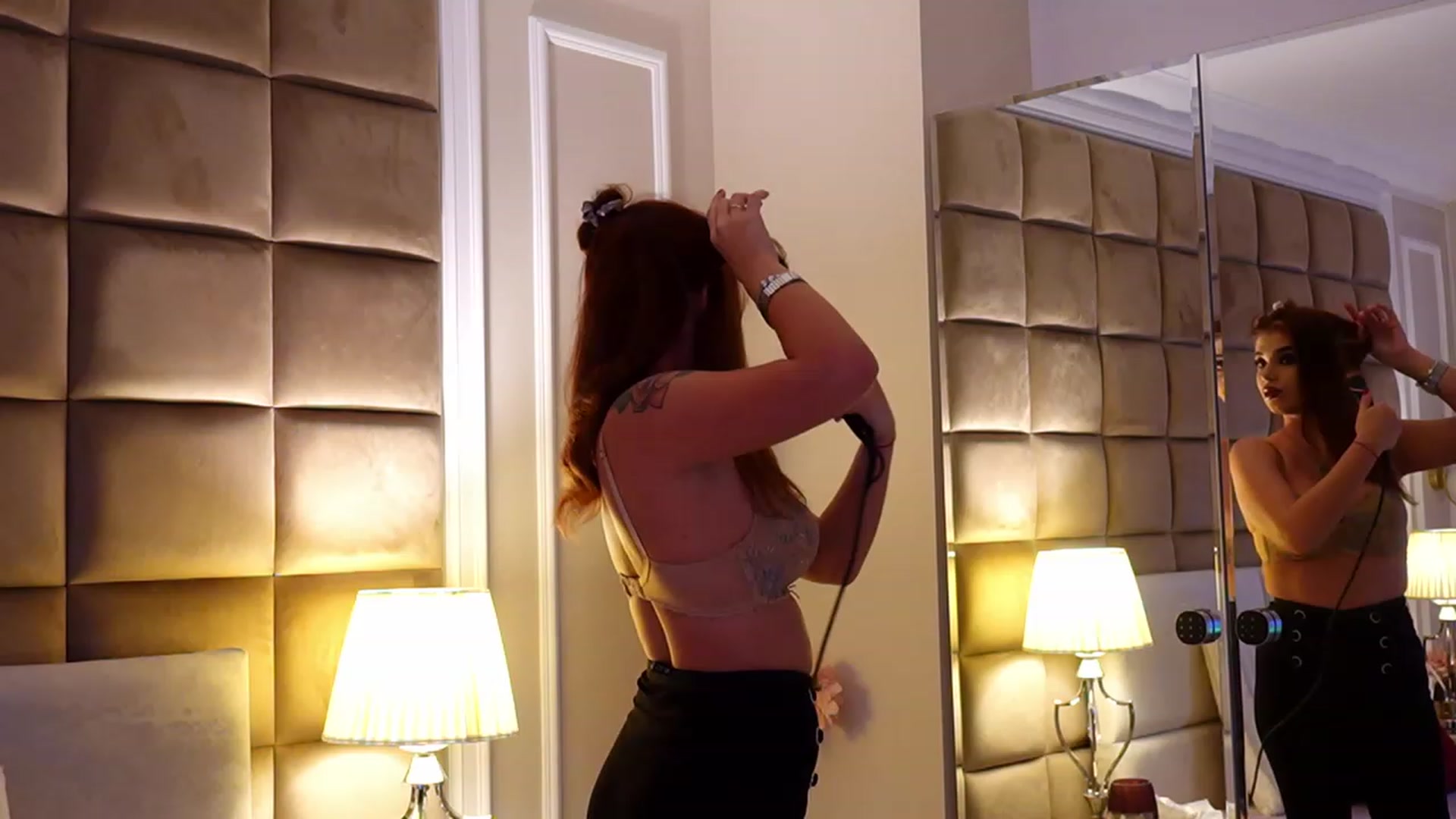 Gallery image thumbnail from JessicaEvy's myfreecams stream on, 12/20/2022, 06:55 image 16 of 20