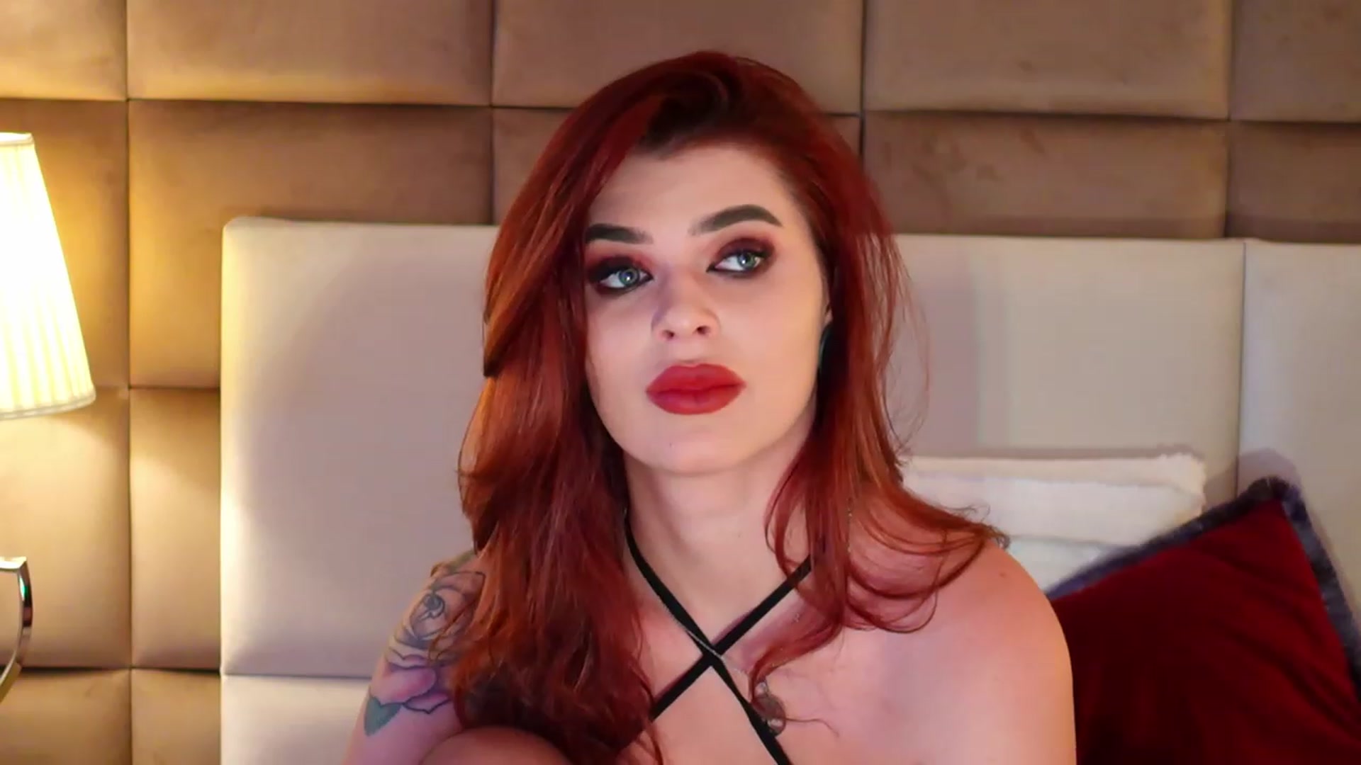 Gallery image thumbnail from JessicaEvy's myfreecams stream on, 12/28/2022, 13:05 image 18 of 20