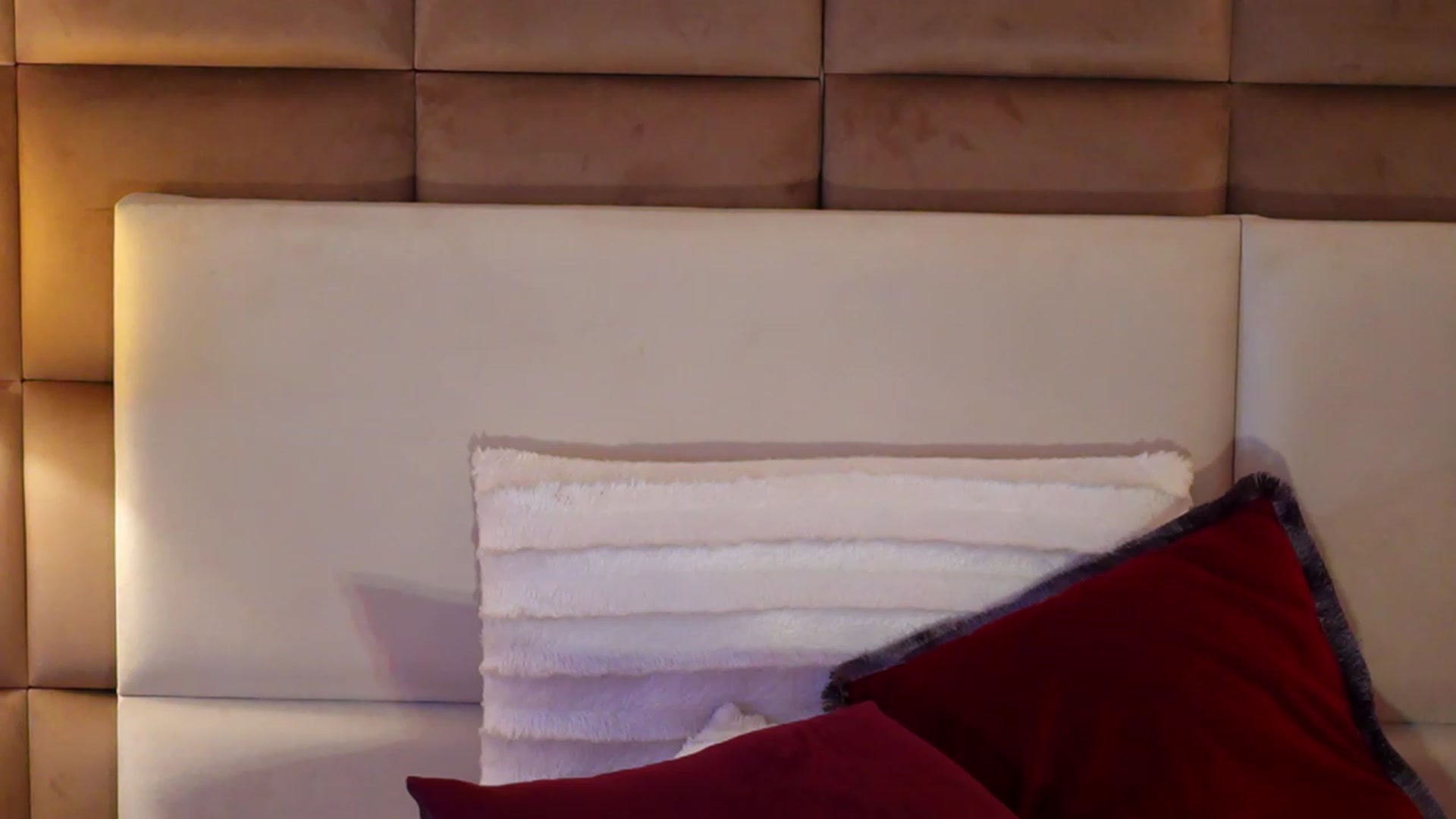 Gallery image thumbnail from JessicaEvy's myfreecams stream on, 12/28/2022, 13:05 image 15 of 20