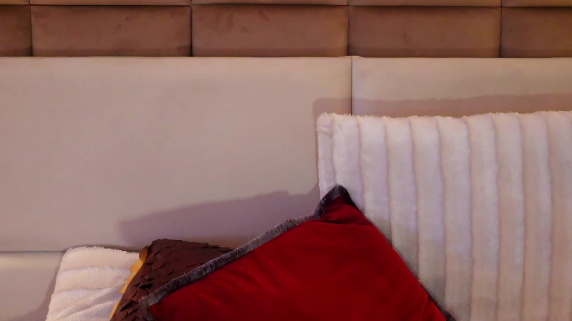 Gallery image thumbnail from JessicaEvy's myfreecams stream on, 01/02/2023, 07:56 image 12 of 20