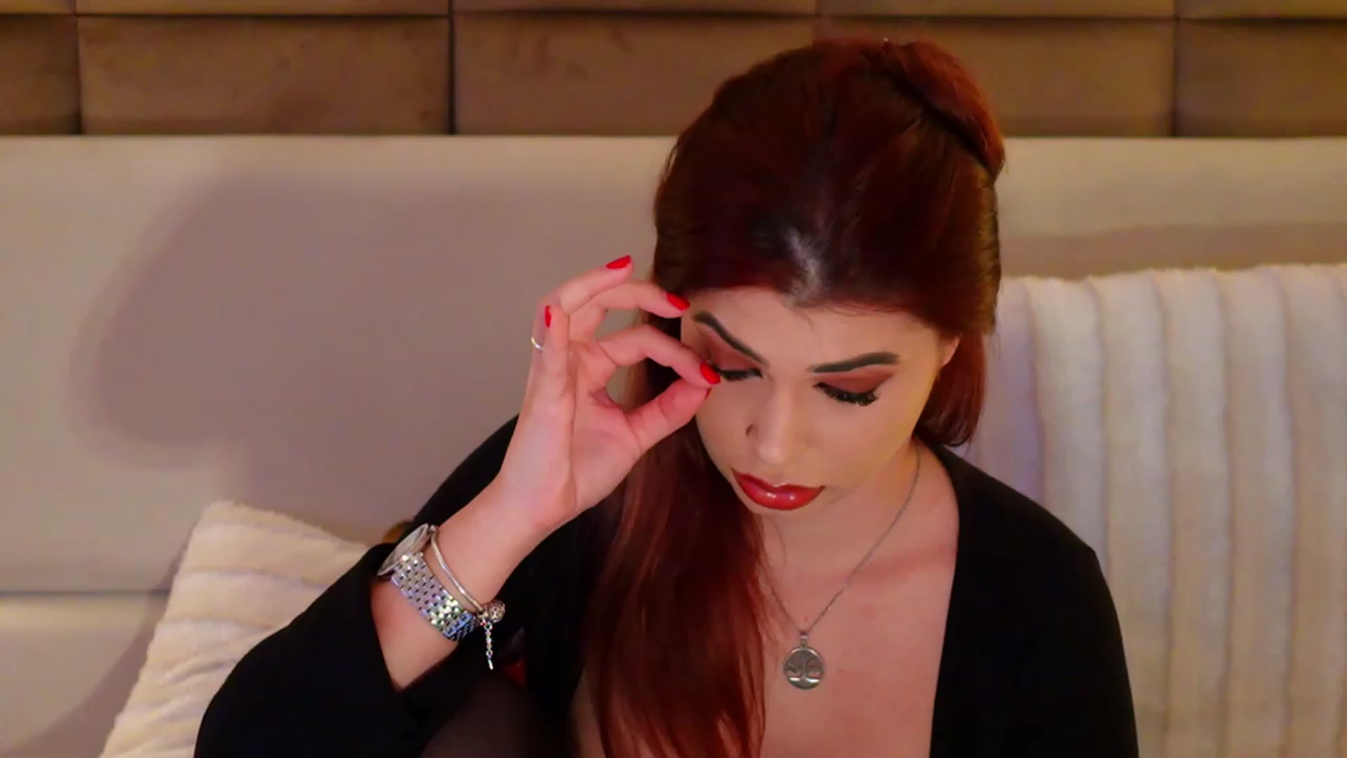 Gallery image thumbnail from JessicaEvy's myfreecams stream on, 01/02/2023, 07:56 image 8 of 20