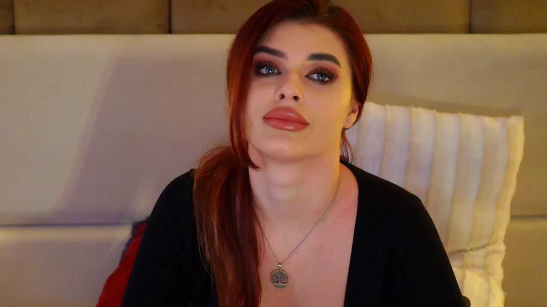 Gallery image thumbnail from JessicaEvy's myfreecams stream on, 01/02/2023, 13:09 image 16 of 20