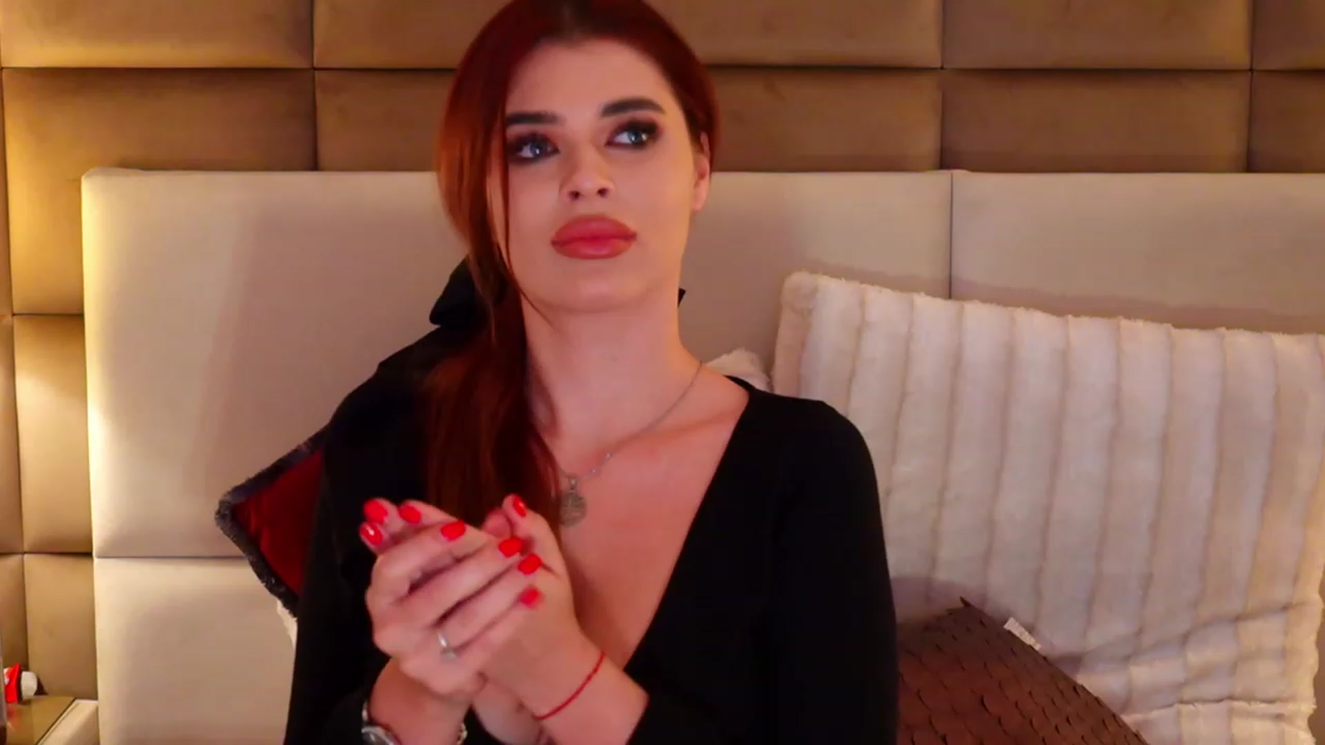 Gallery image thumbnail from JessicaEvy's myfreecams stream on, 01/02/2023, 16:52 image 16 of 20