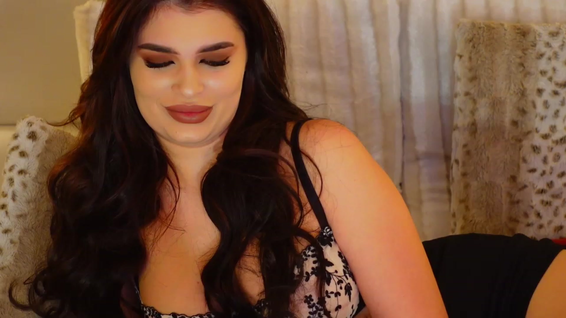 Gallery image thumbnail from JessicaEvy's myfreecams stream on, 03/21/2023, 09:48 image 4 of 20