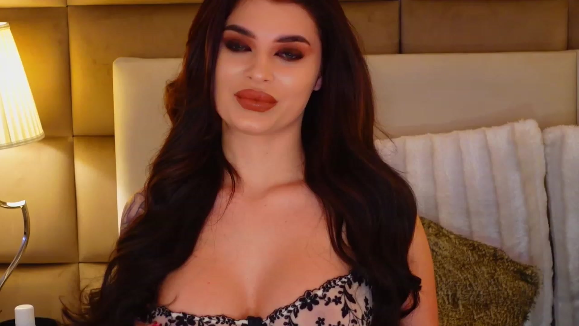 Gallery image thumbnail from JessicaEvy's myfreecams stream on, 03/21/2023, 13:59 image 3 of 20