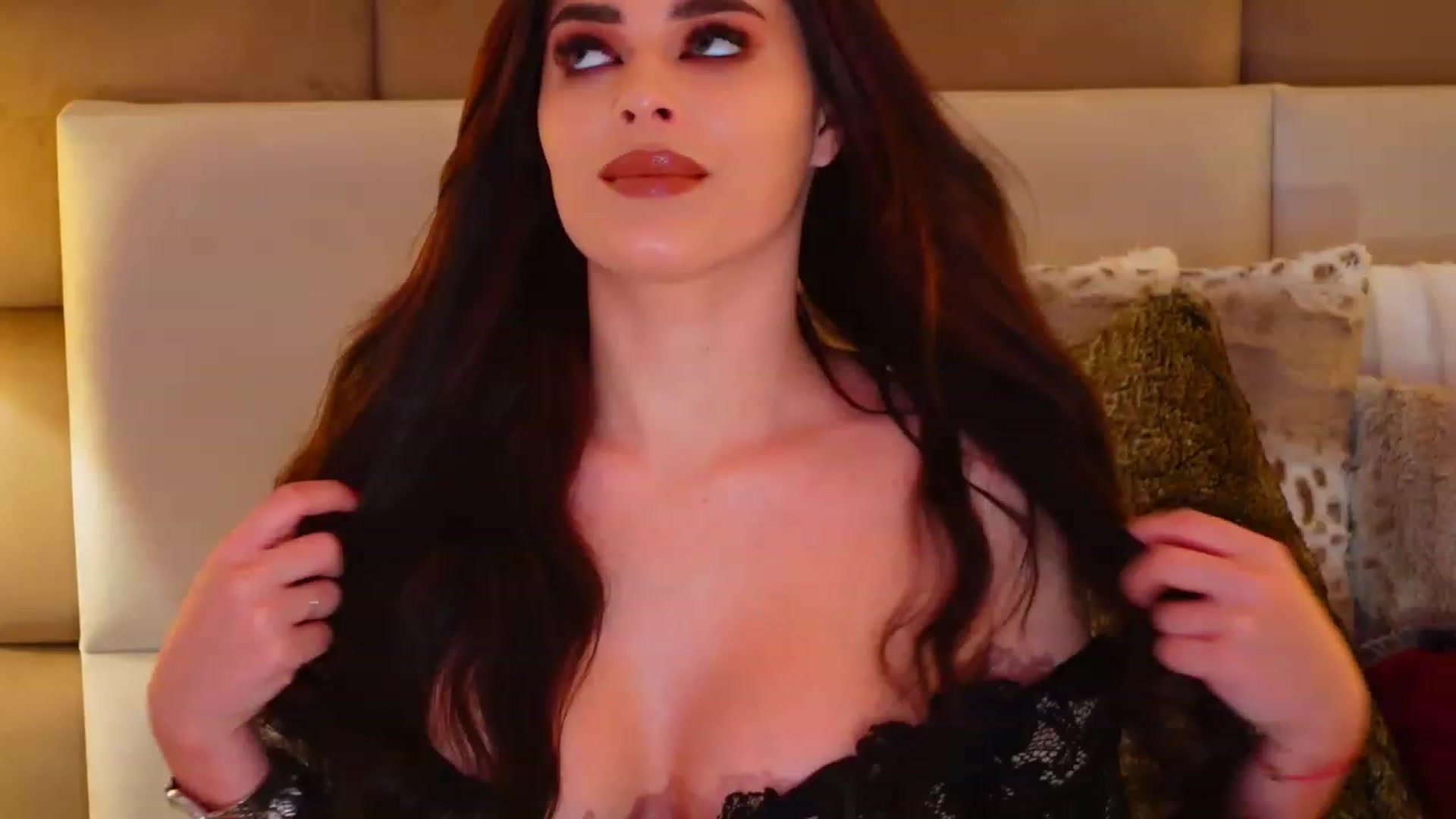 Gallery image thumbnail from JessicaEvy's myfreecams stream on, 03/22/2023, 12:48 image 14 of 20