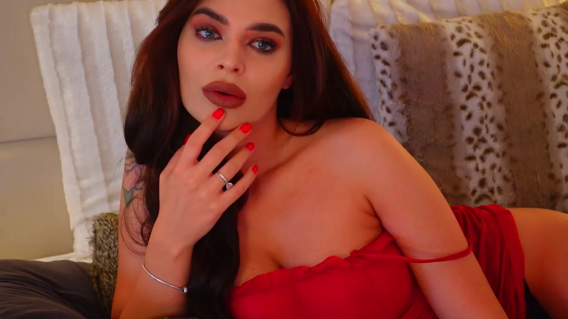 Gallery image thumbnail from JessicaEvy's myfreecams stream on, 04/25/2023, 09:53 image 1 of 20