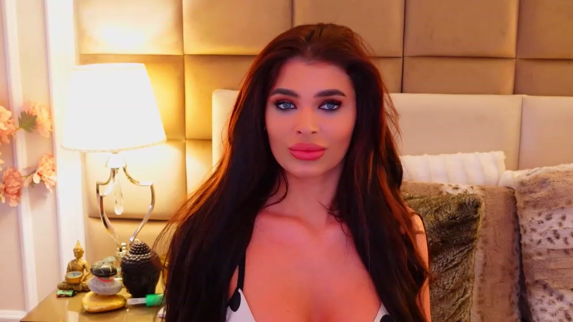 Gallery image thumbnail from JessicaEvy's myfreecams stream on, 05/01/2023, 15:33 image 11 of 20