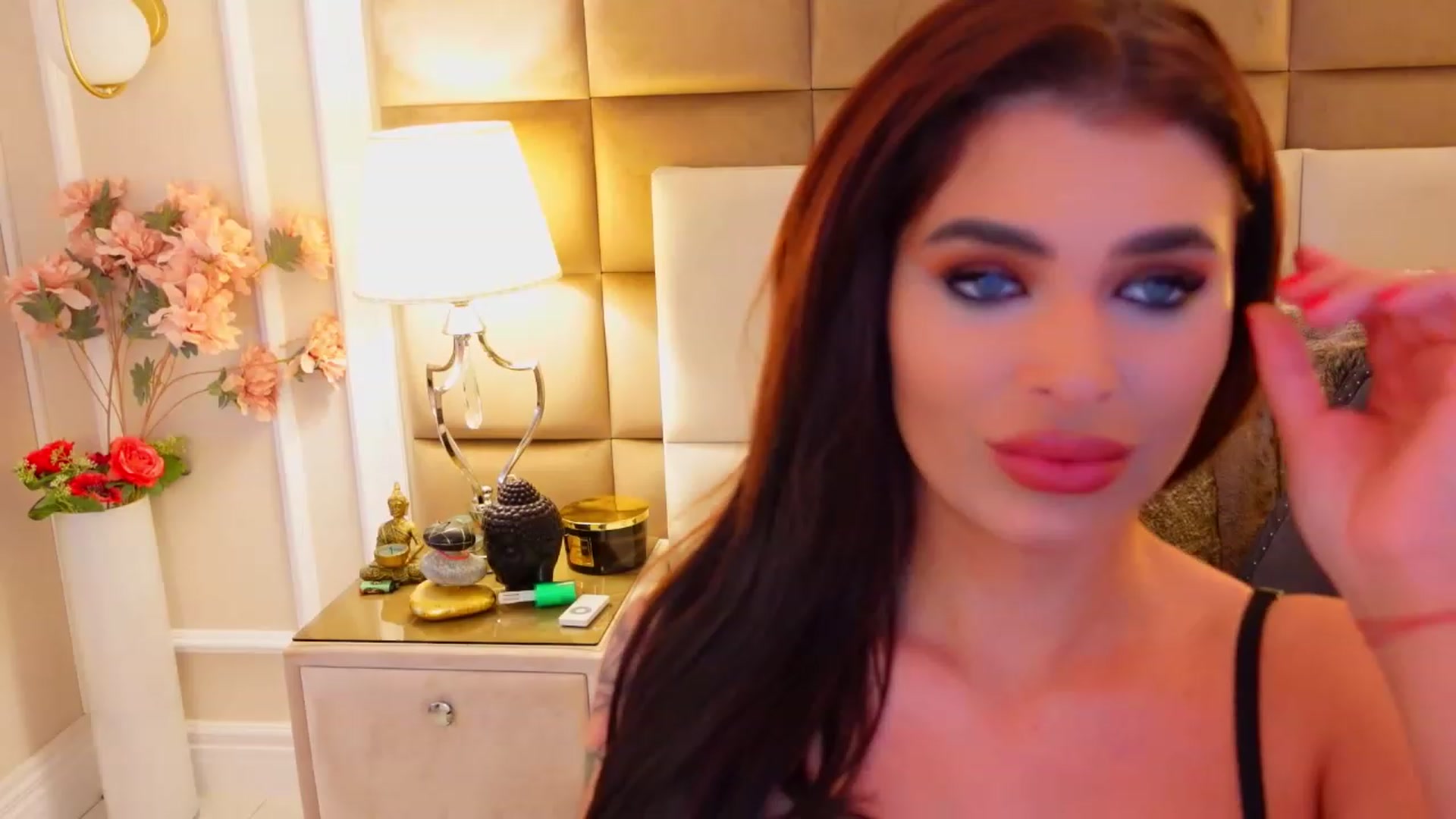 Gallery image thumbnail from JessicaEvy's myfreecams stream on, 05/01/2023, 15:33 image 5 of 20
