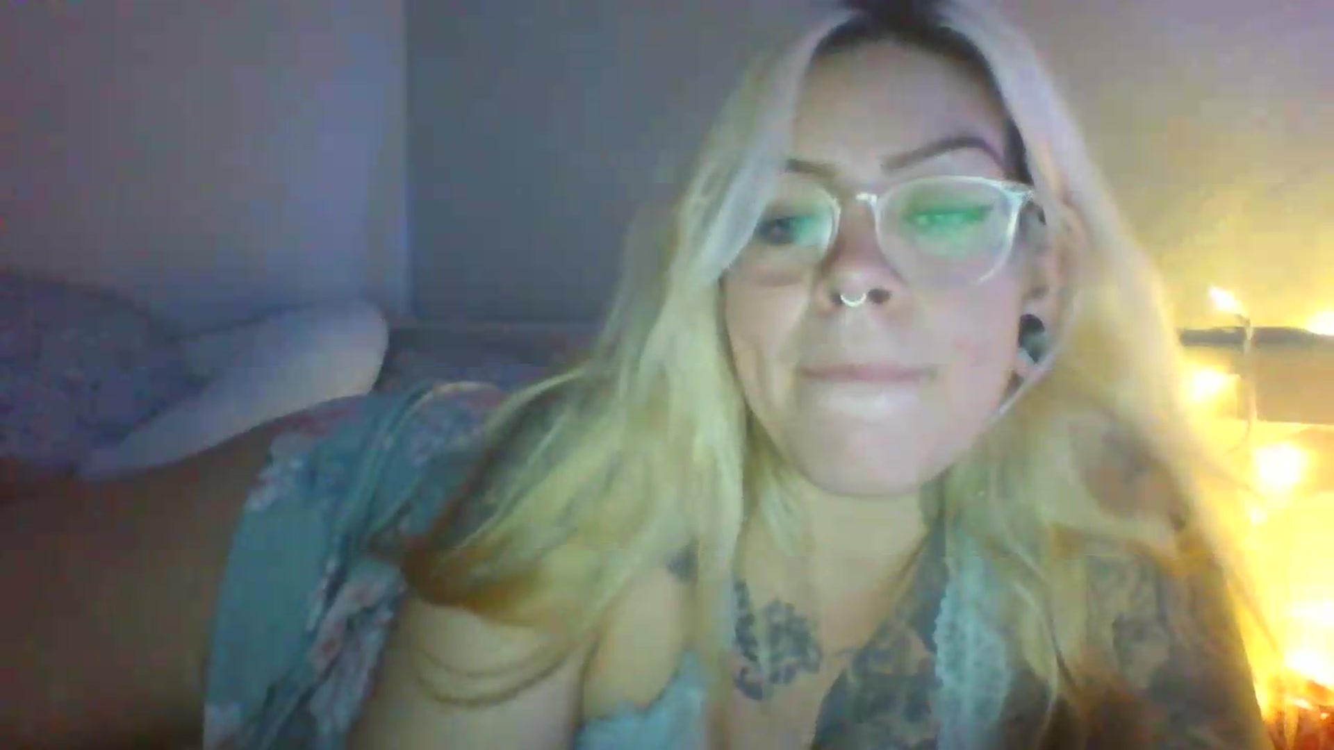 Gallery image thumbnail from JessicaFaye's myfreecams stream on, 06/16/2026, 09:26 image 19 of 20
