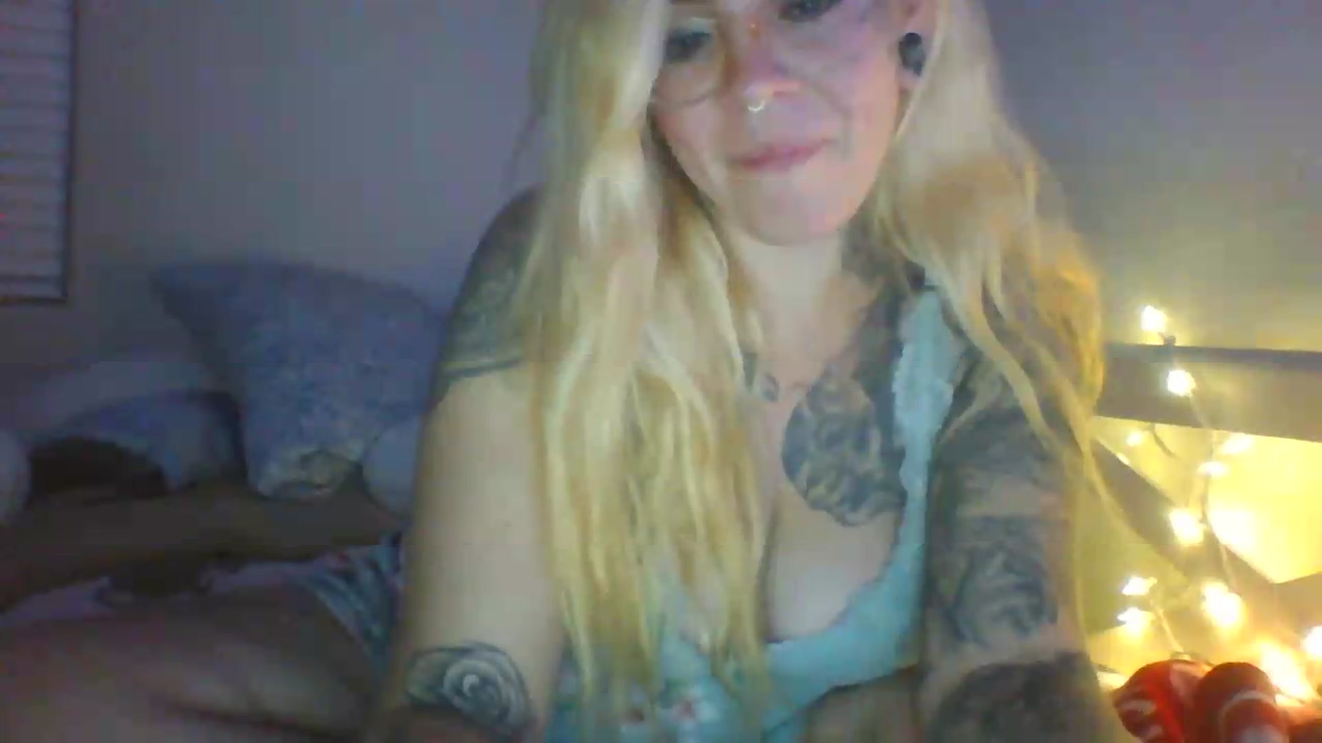 Gallery image thumbnail from JessicaFaye's myfreecams stream on, 06/16/2026, 10:42 image 5 of 20