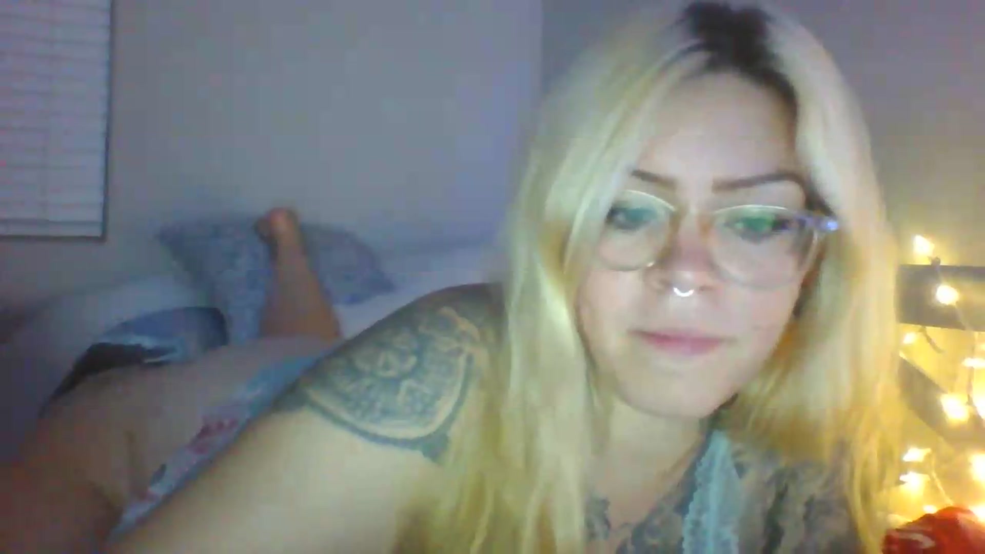 Gallery image thumbnail from JessicaFaye's myfreecams stream on, 06/16/2026, 12:17 image 8 of 20
