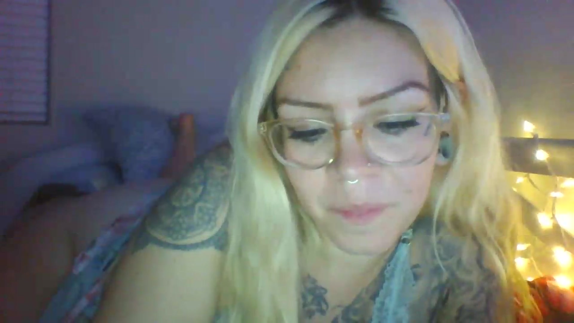 Gallery image thumbnail from JessicaFaye's myfreecams stream on, 06/16/2026, 12:17 image 5 of 20